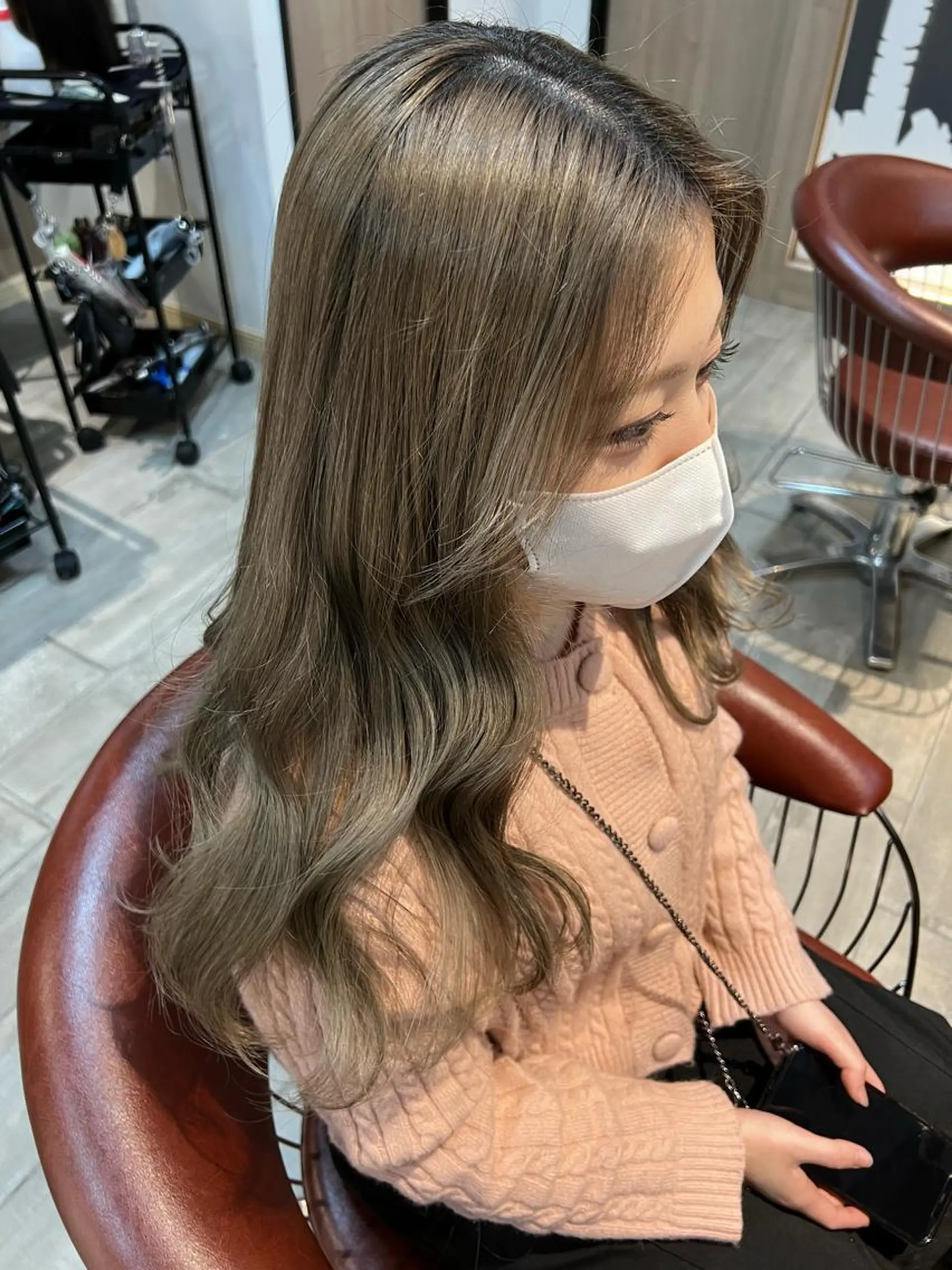 ロング LONESS GINZA所属・FUJIIKANON /ケア‪透明感カラーのヘアスタイル