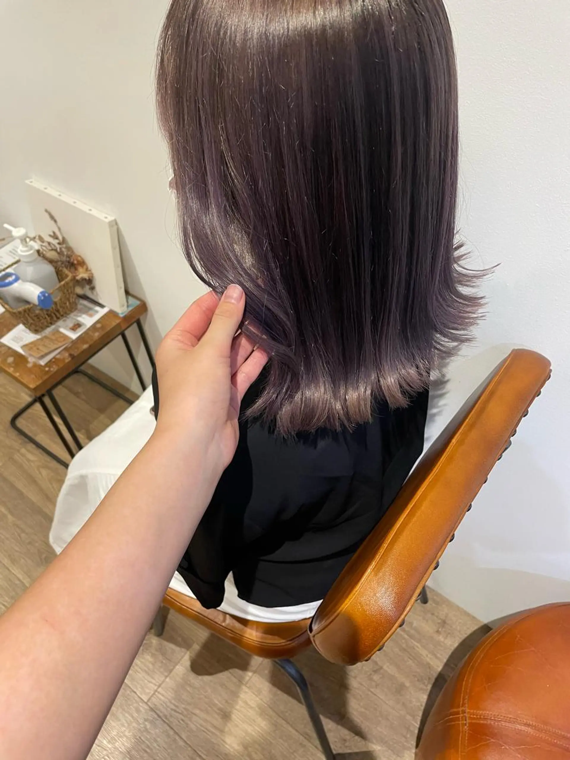 ミディアム Megu/ベージュ/ 透明感カラーのヘアスタイル