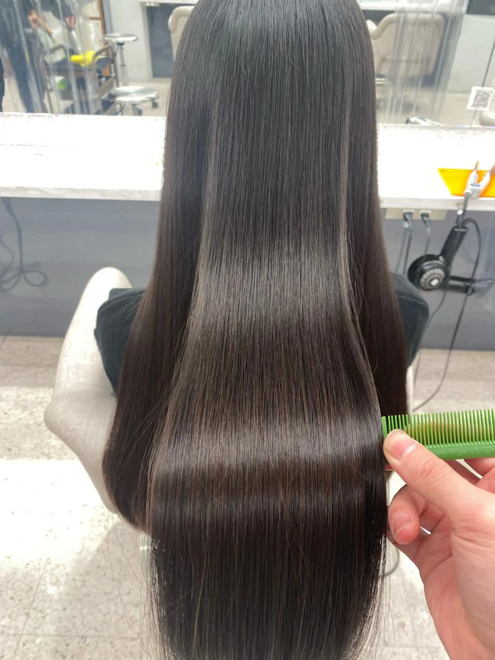 ロング カット トリートメント 京都レイヤーカット/ 縮毛矯正/羽柴りくのヘアスタイル