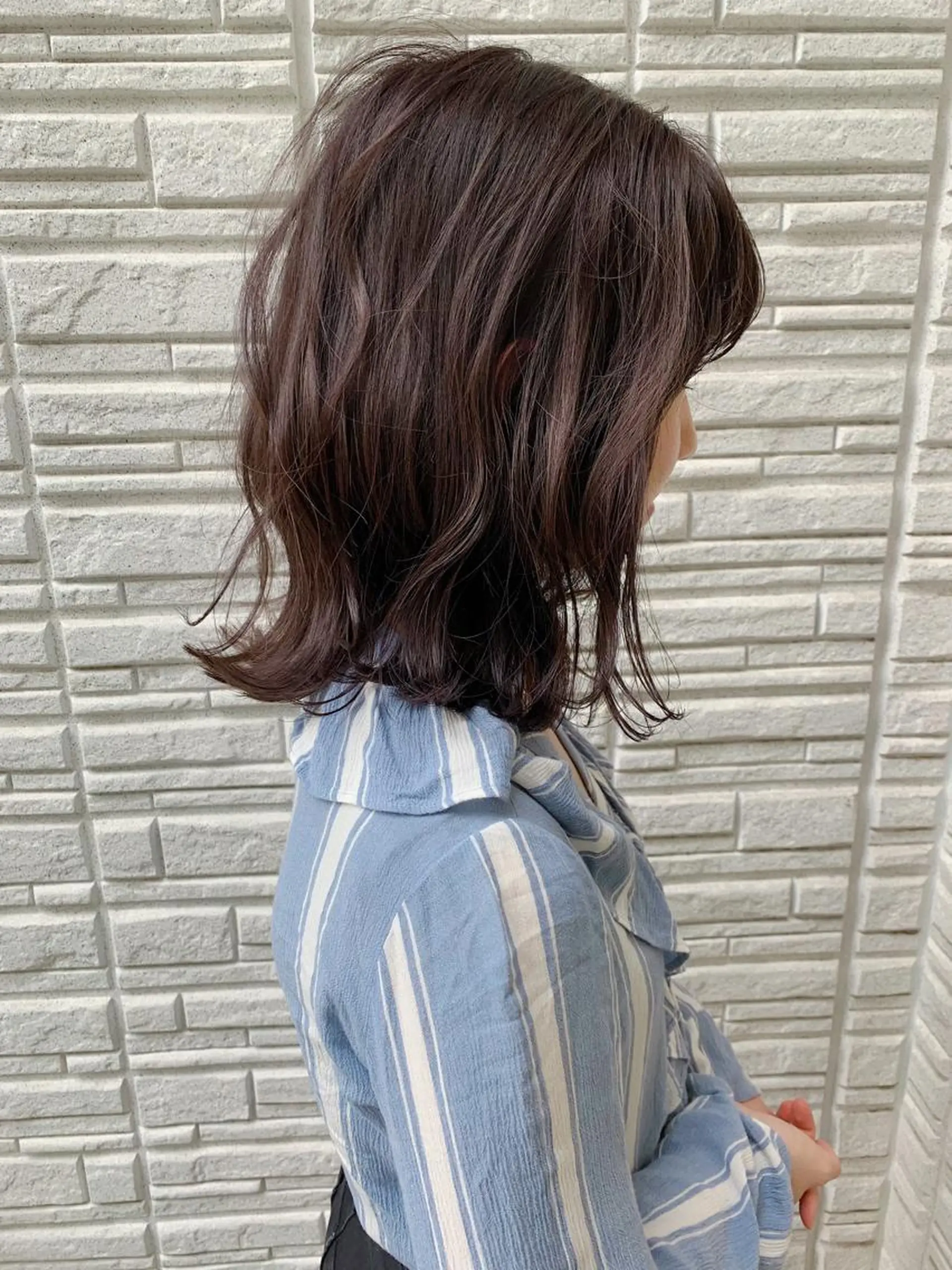 ミディアム カラー グレージュ ラベンダーカラー ラベンダーグレージュ ラベンダーグレー 柔らかブラウン/顔周 りレイヤー♡ユウシのヘアスタイル