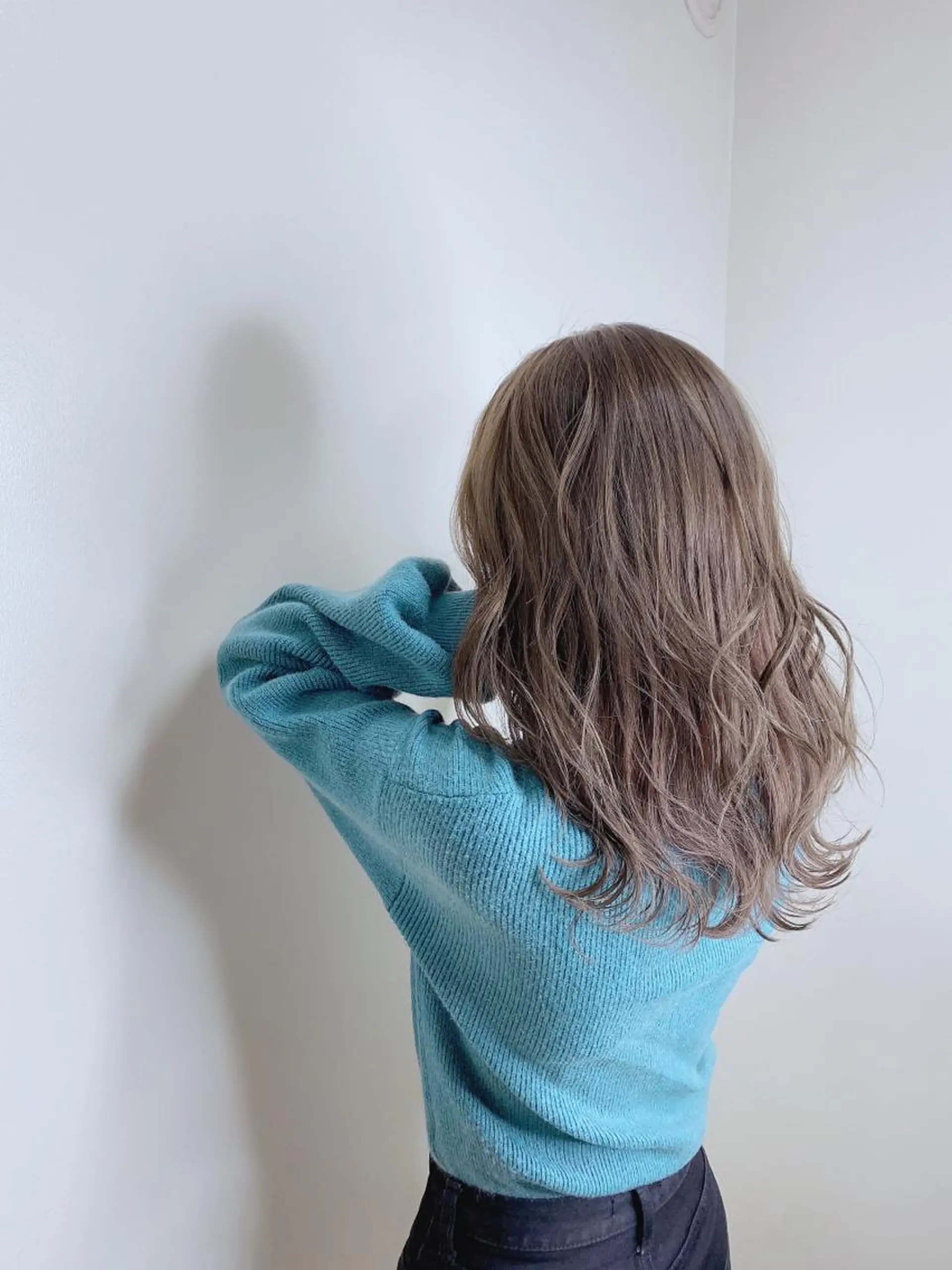 ロング カラー 井手 伸哉のヘアスタイル