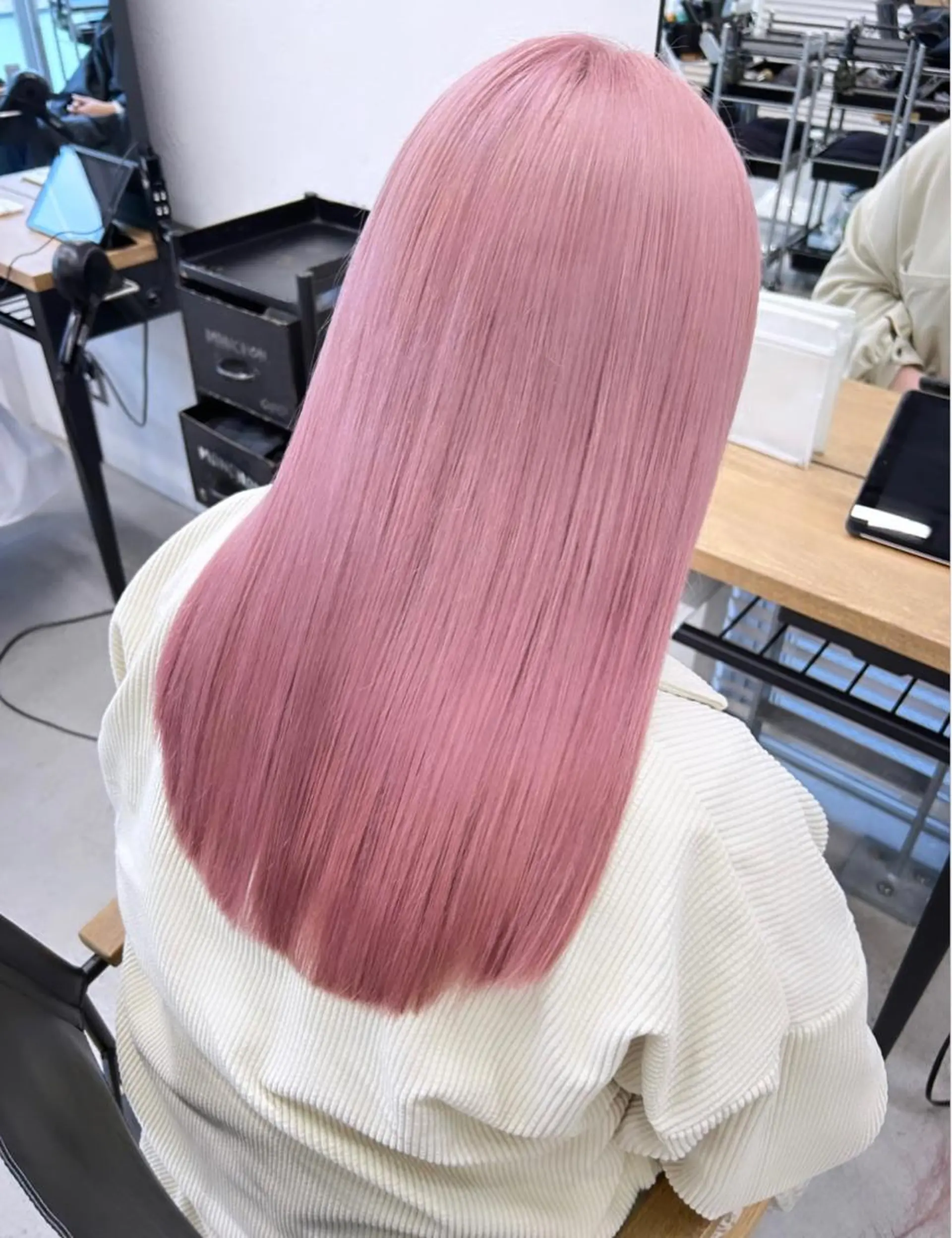 セミロング カラー ピンクカラー カット ヘアカラー トリートメント 🧸艶々韓国ヘア 🧁mizunaのヘアスタイル