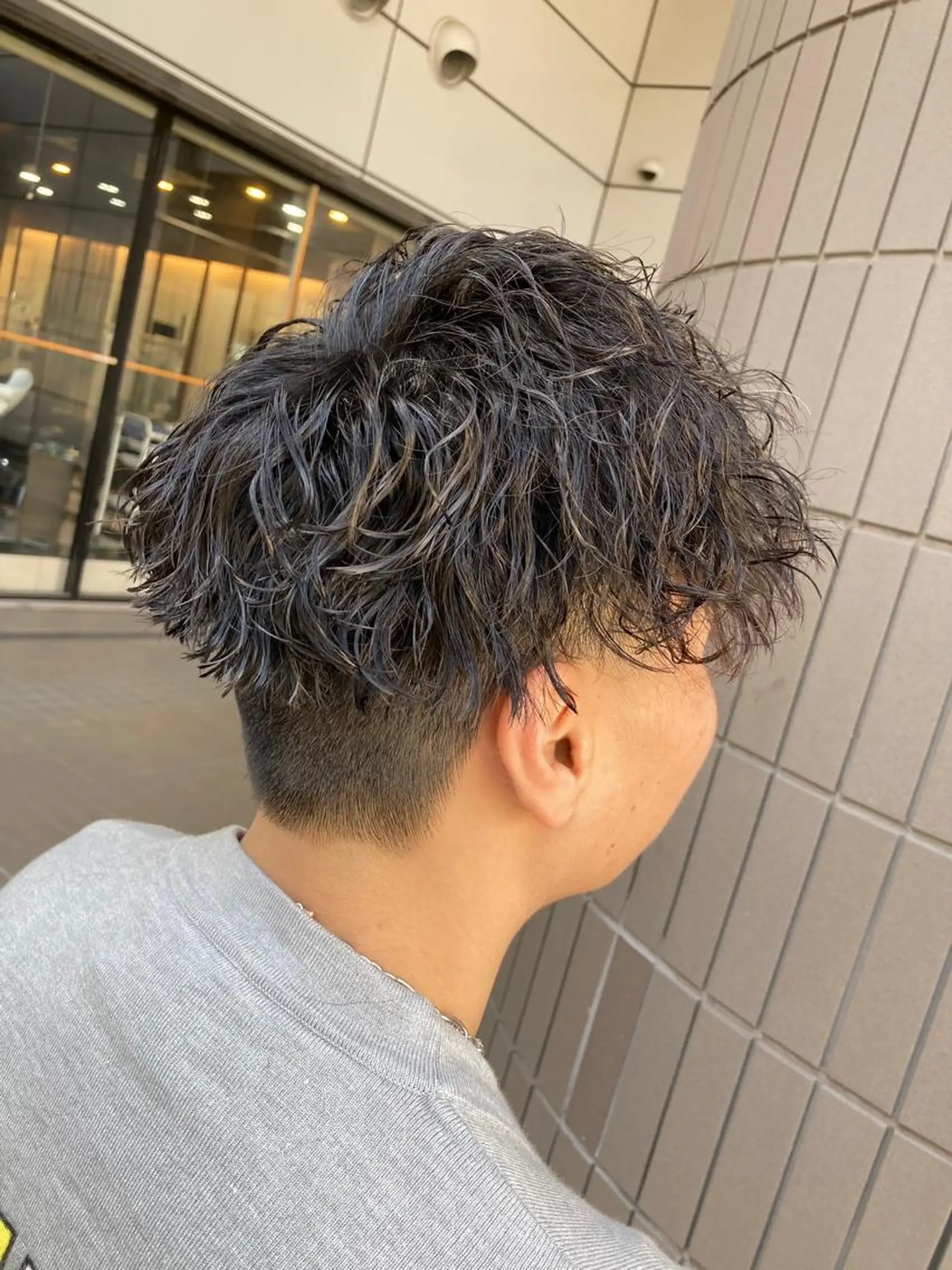 パーマ メンズ メンズパーマ ツイストスパイラルパーマ スパイラルパーマ カット パーマ トリートメント SHAFT Ieiriのヘアスタイル