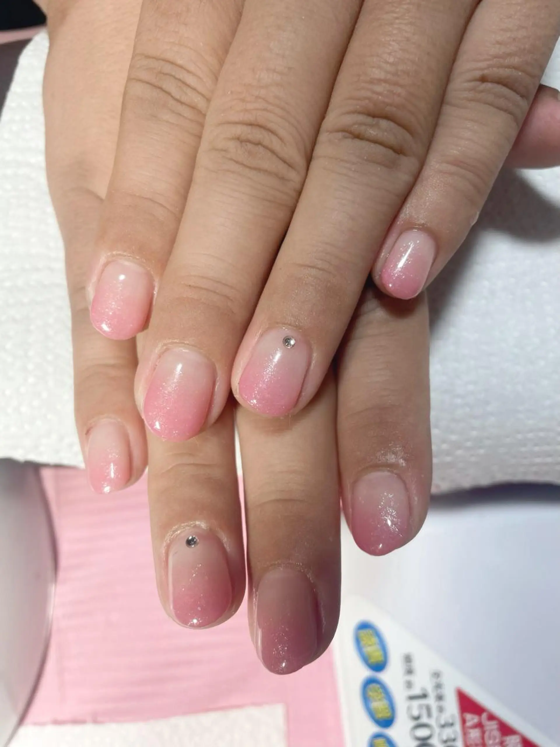 ネイル Eclat登戸店 サリナのネイルデザイン