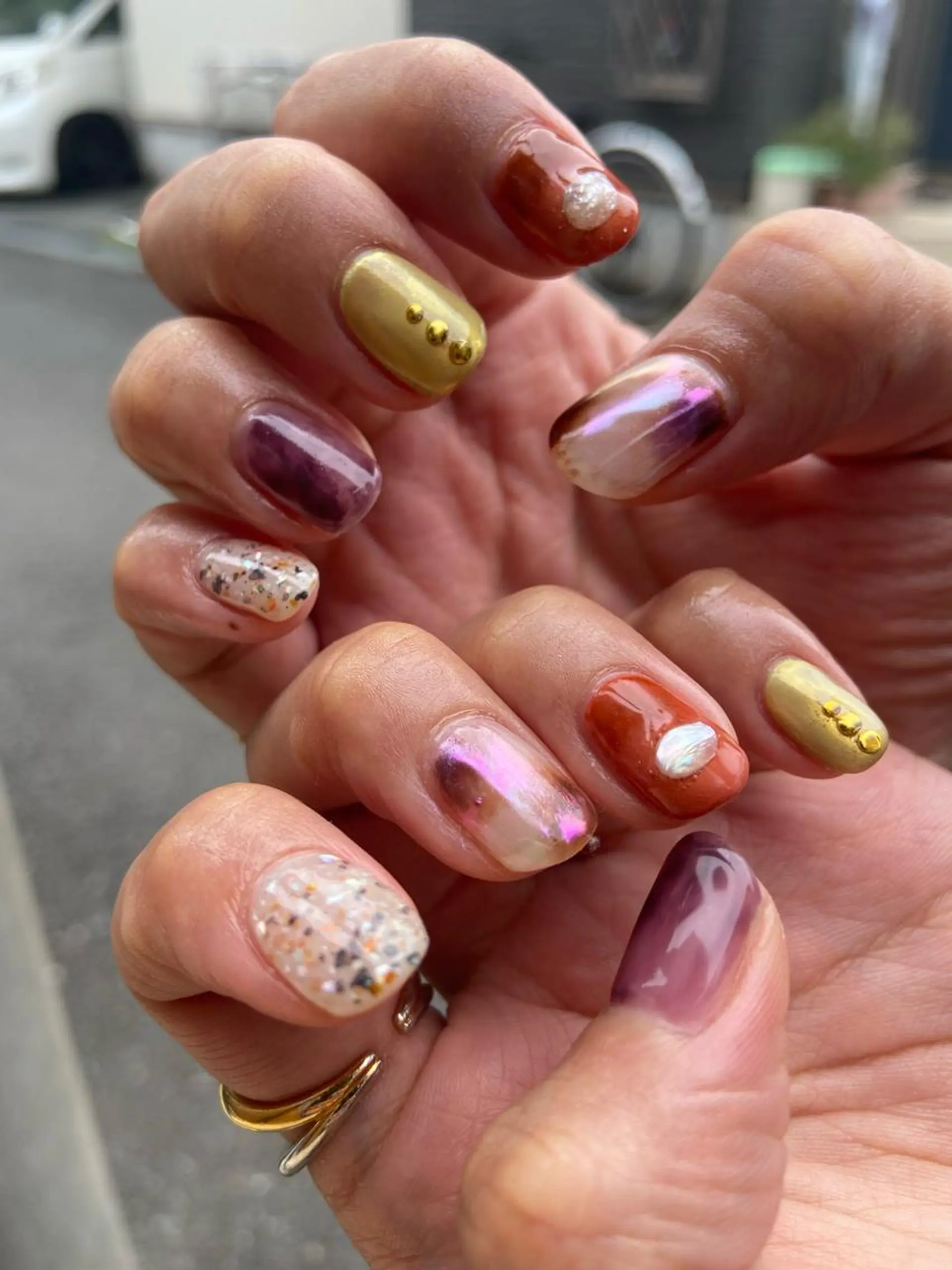 ネイル アートネイル ブラウン ミラーネイル ニュアンスネイル スクエアネイル . unffのネイルデザイン