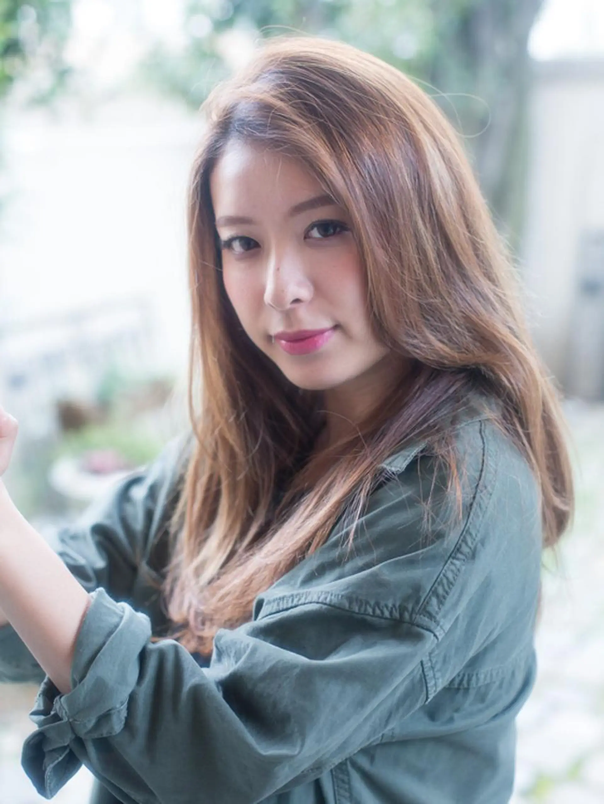 セミロング カラー ベージュカラー グラデーションカラー ルシエ吉祥寺所属・🥖牧野 純🥖のヘアスタイル