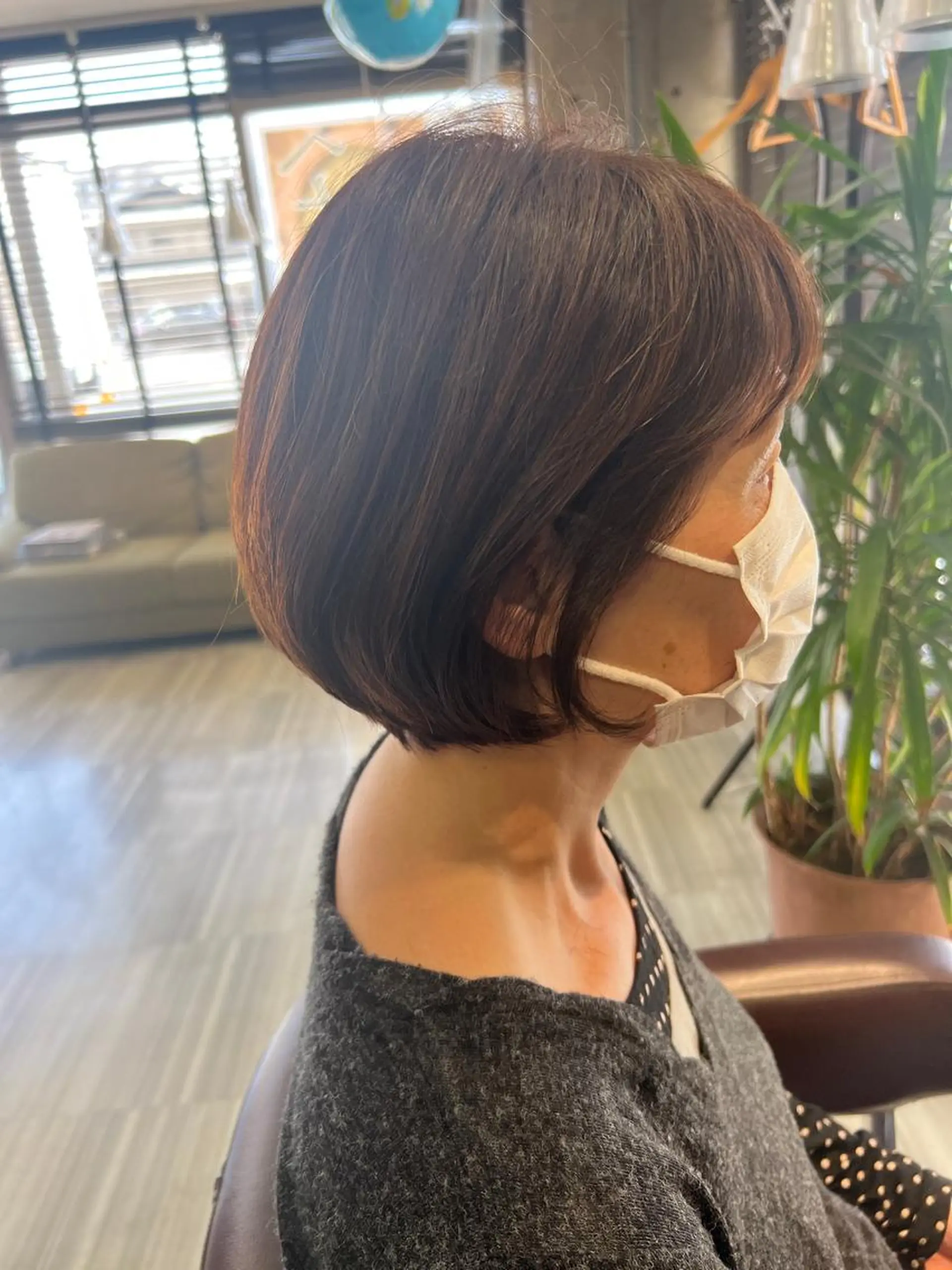 ミディアム ボブ 南草津美容室デザインスペースアース所属・南草津ヘナカラー＆ ストレート★YUMIのヘアスタイル