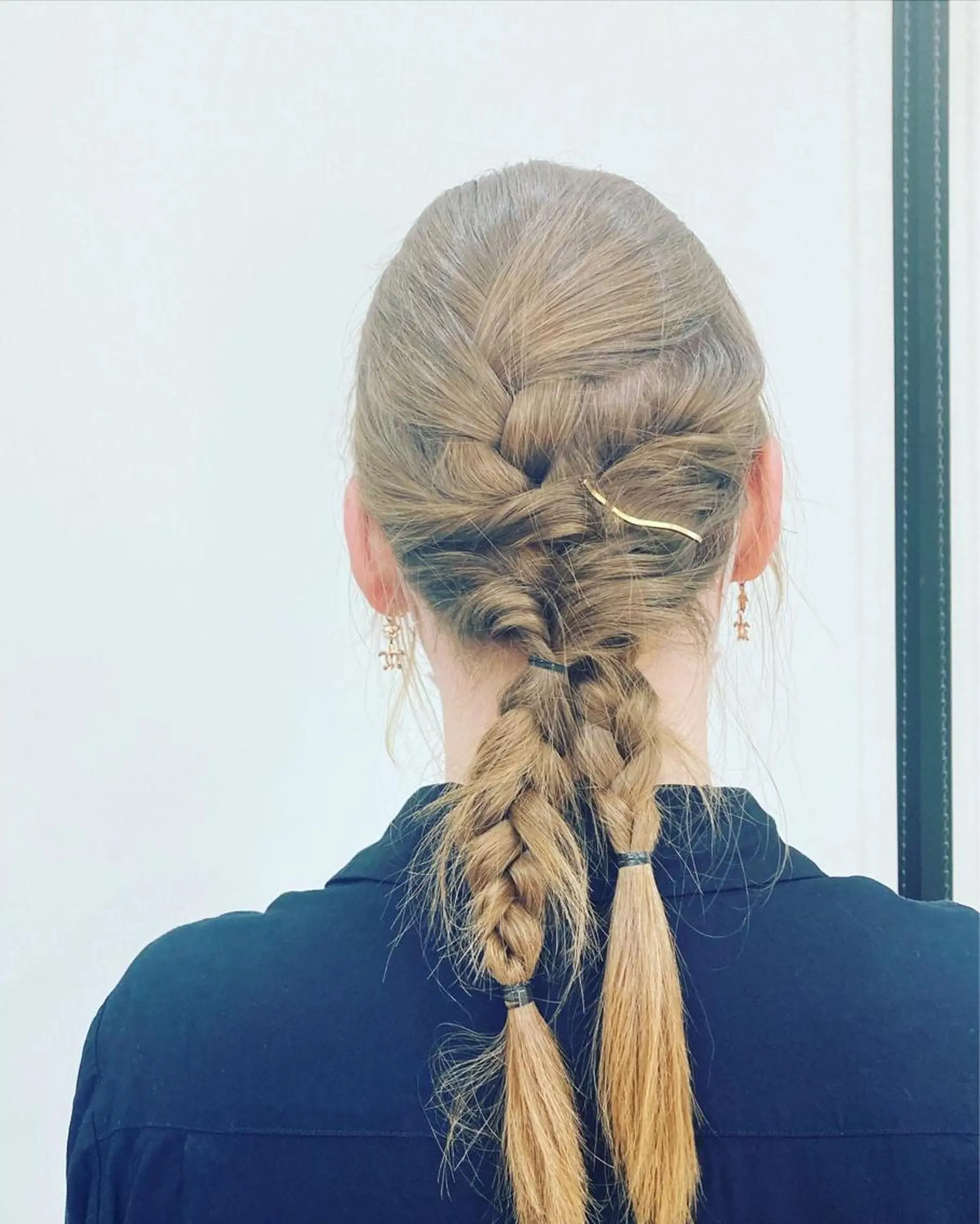 ミディアム ヘアアレンジ ヘアセット レンタルサロンLiLi藤沢所属・成沢 モニカのヘアスタイル