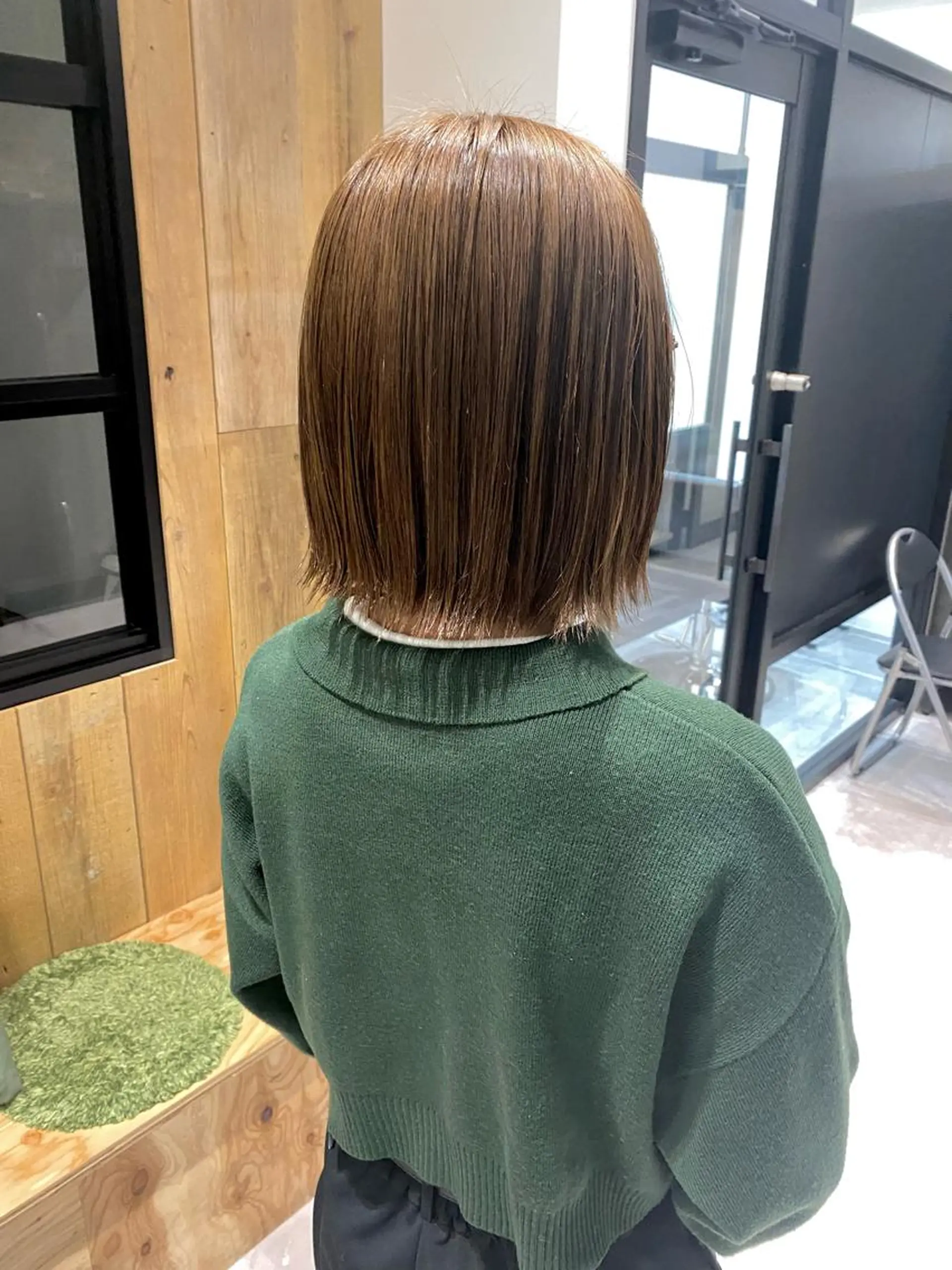 ショート カラー ベージュカラー ボブ 外ハネヘア しおり/パーマ/ newi町田のヘアスタイル