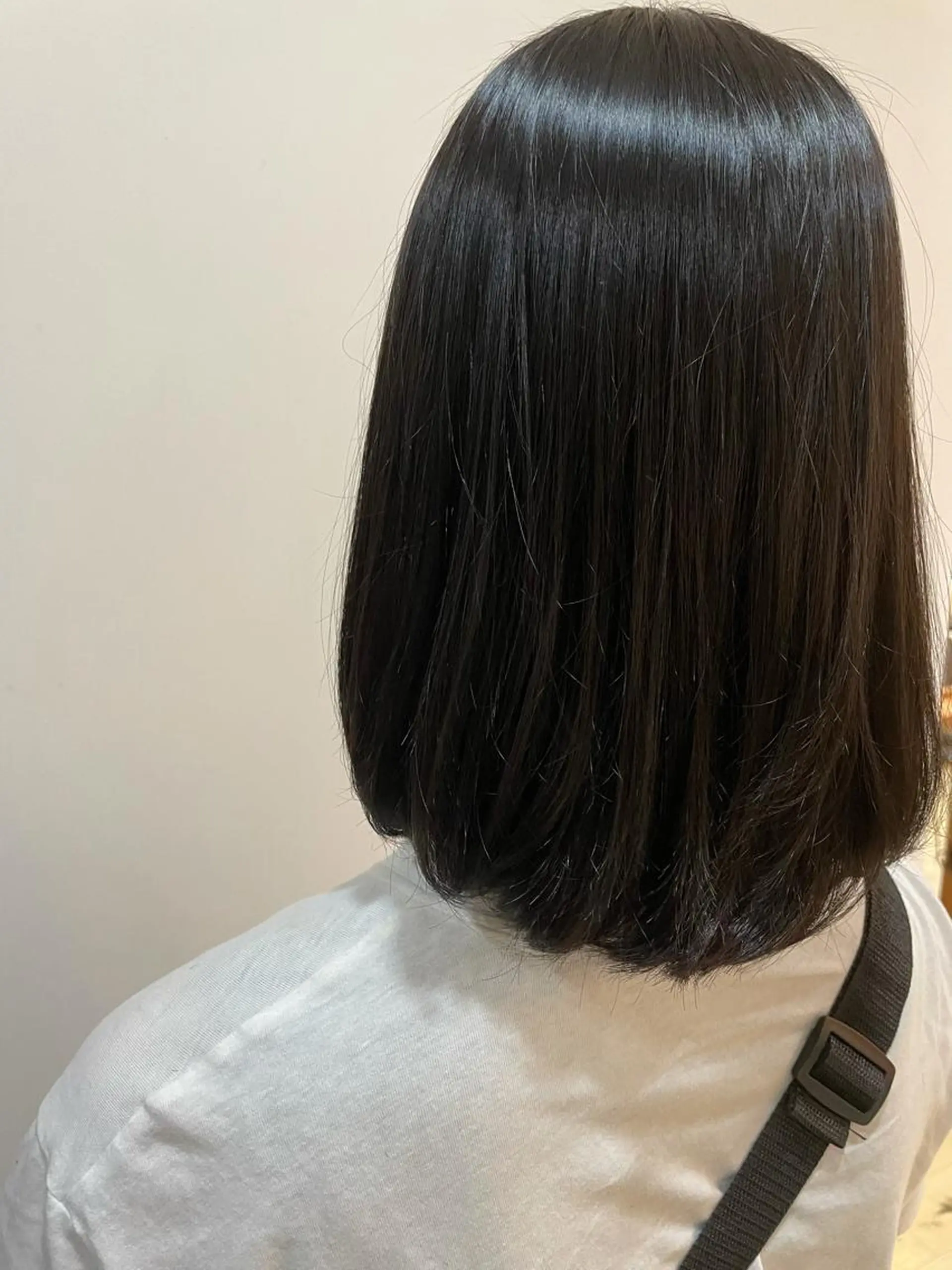 ミディアム 奧村 真奈のヘアスタイル