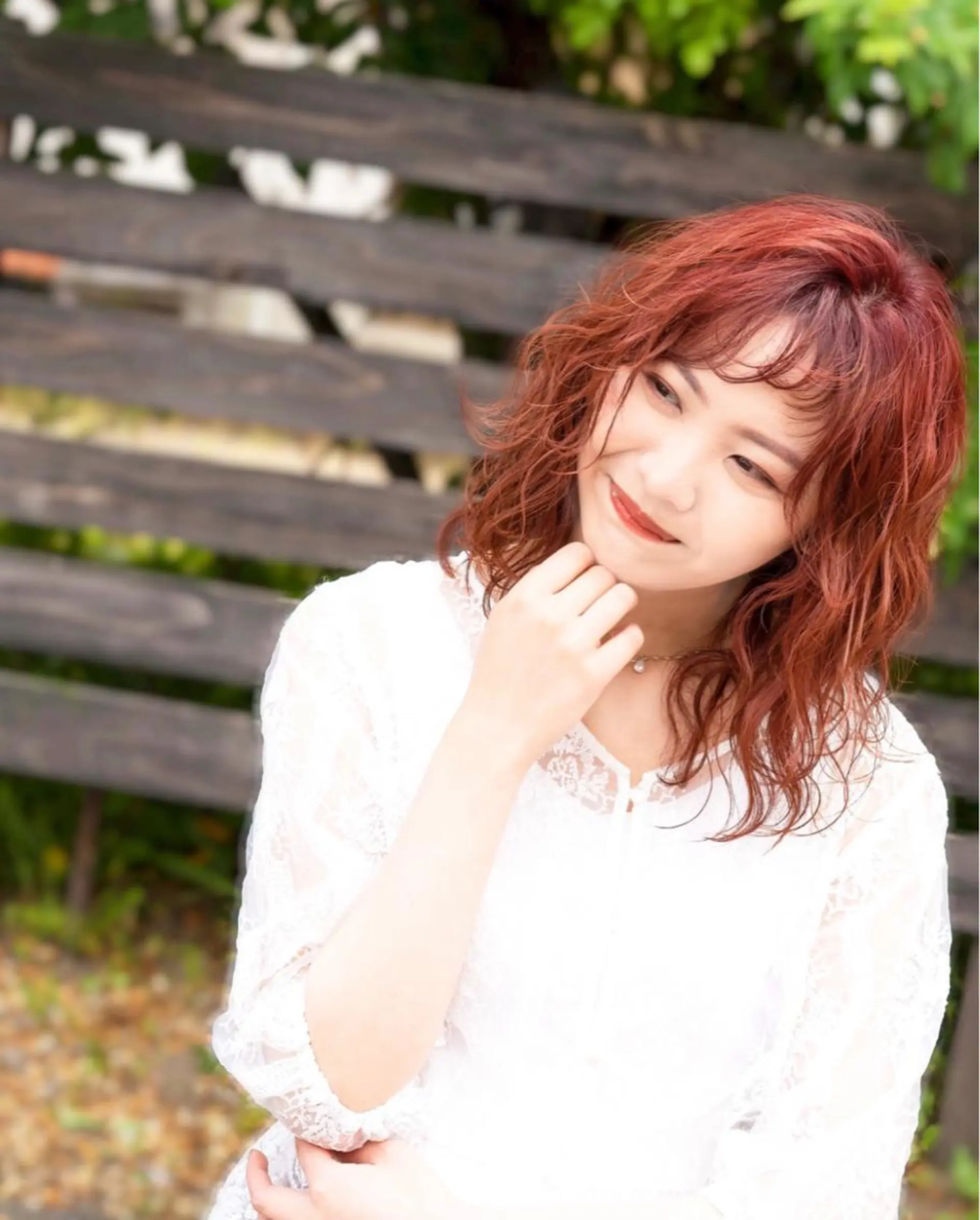 ミディアム デート レイヤーカット CRACE「店長」 アヤカのヘアスタイル