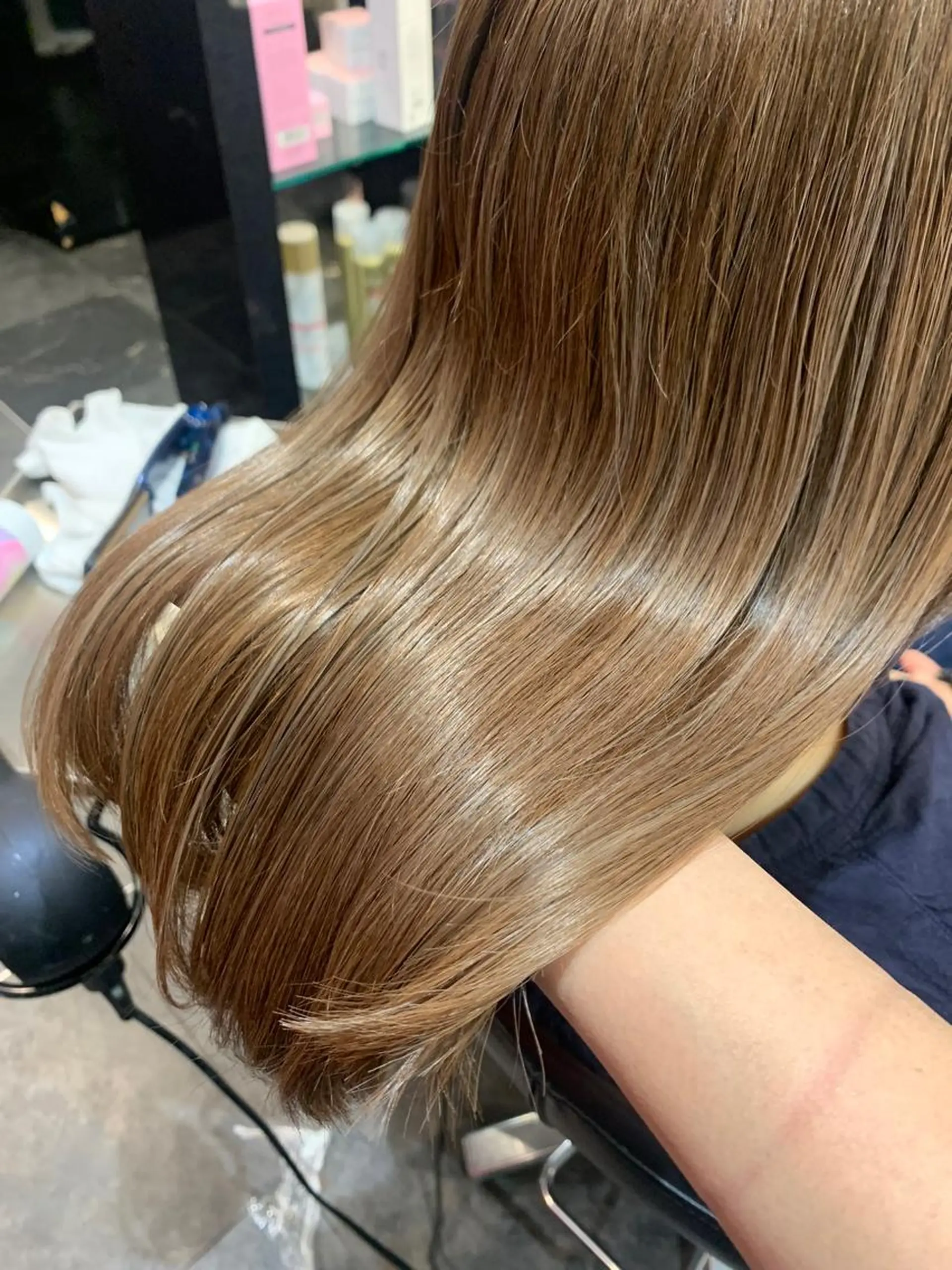 ミディアム トリートメント 艶髪/白髪ぼかし ヘッドスパ/大野結菜のヘアスタイル