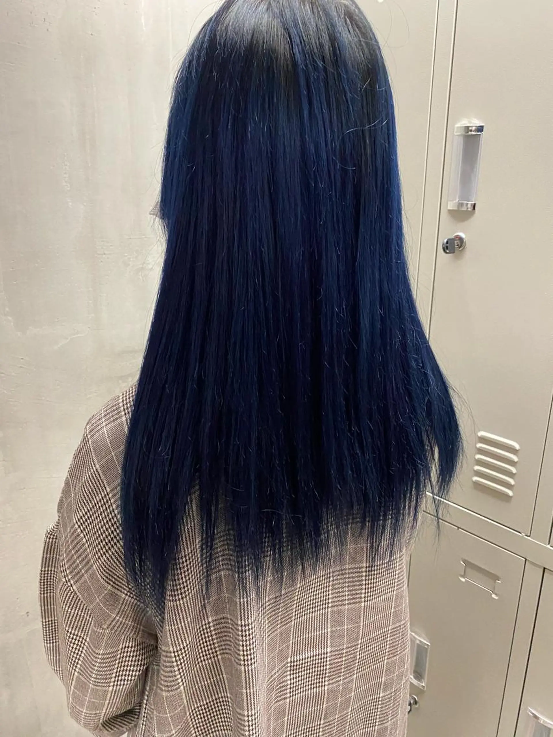 ロング カラー ブルーカラー お任せヘア☘️☘️ 及川渚のヘアスタイル