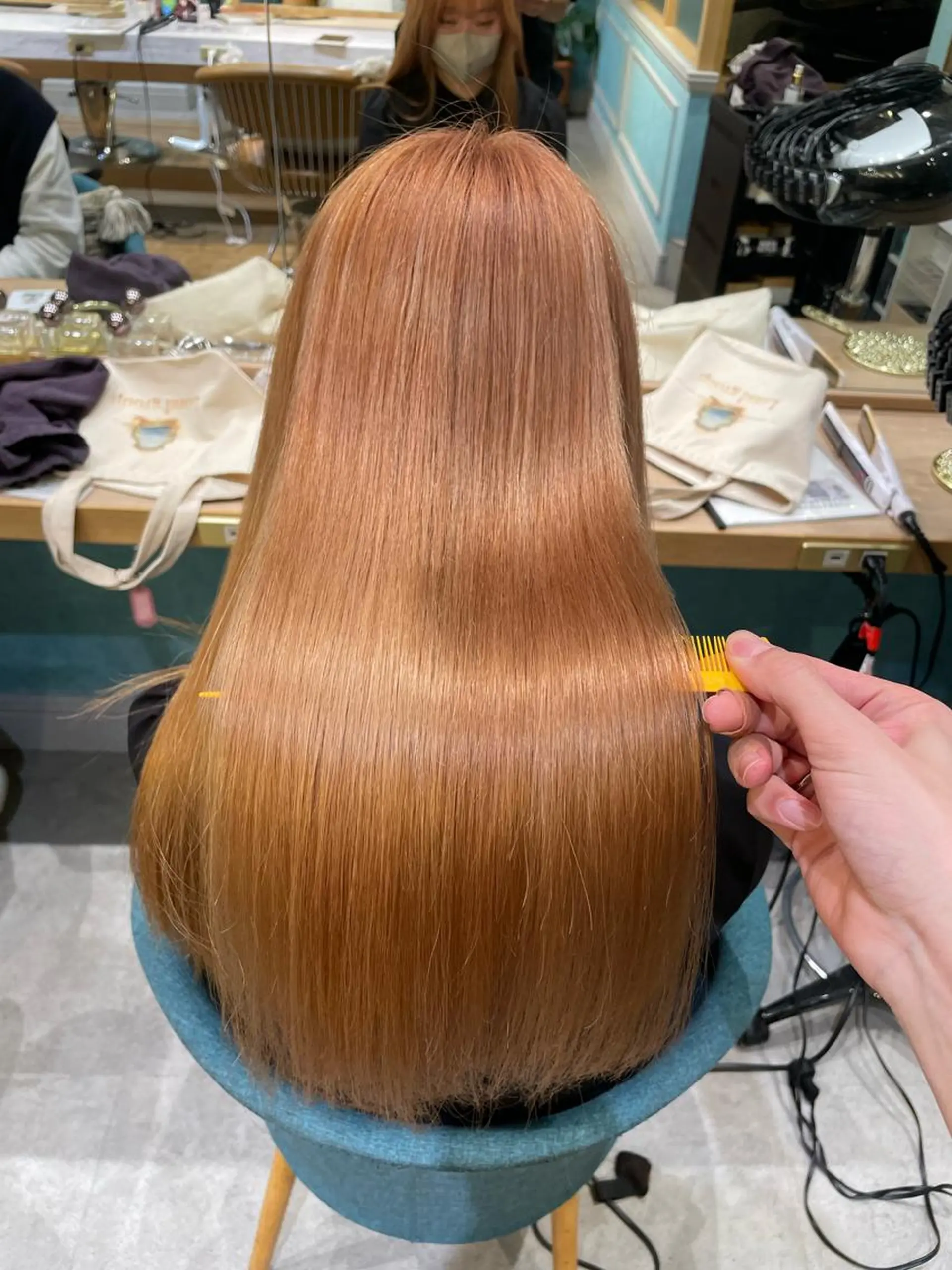 ロング カット トリートメント 縮毛矯正　髪質改善 韓国風レイヤー　吉田のヘアスタイル