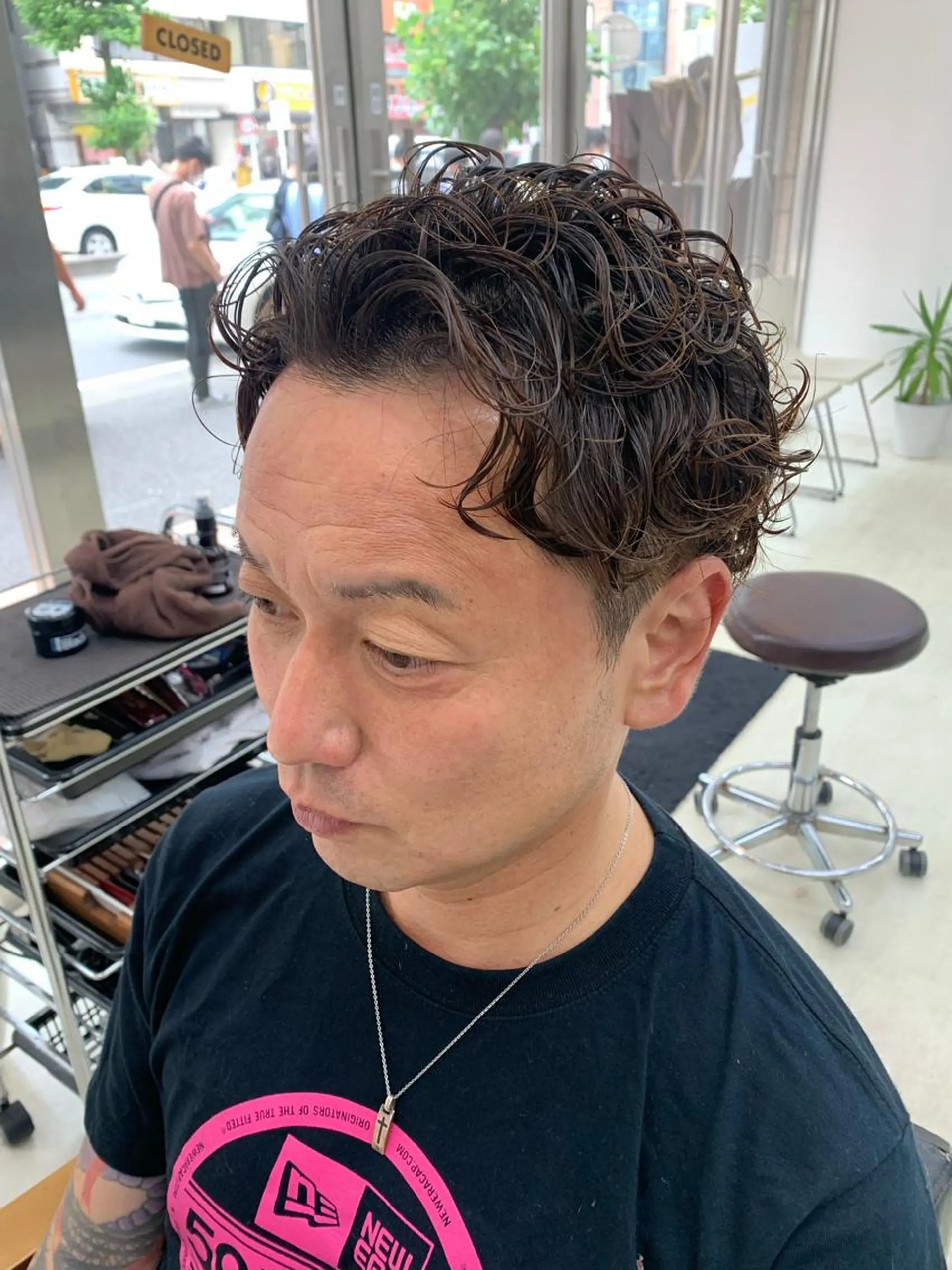 ショート パーマ 嶋 悠哉のヘアスタイル