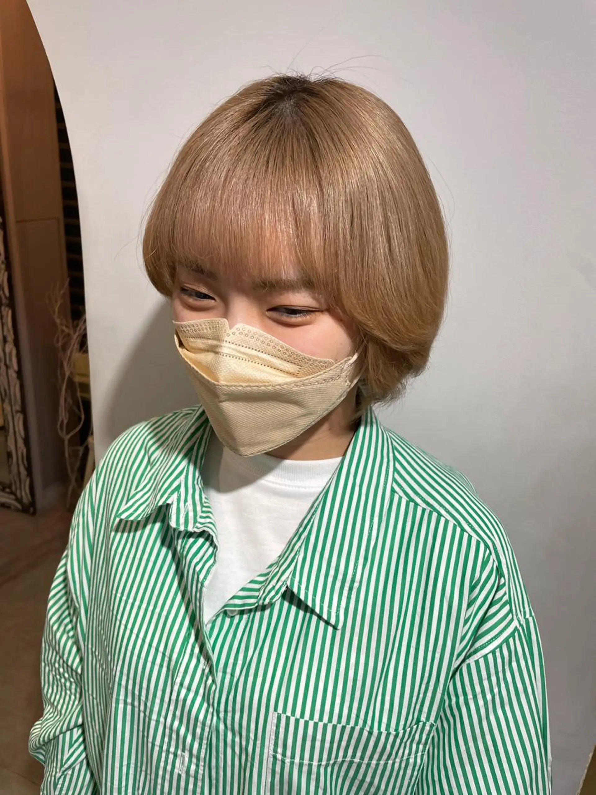 ショート ヘアカラー トリートメント Null 表参道所属・岩下昂世/ ハイトーン/デザインのヘアスタイル