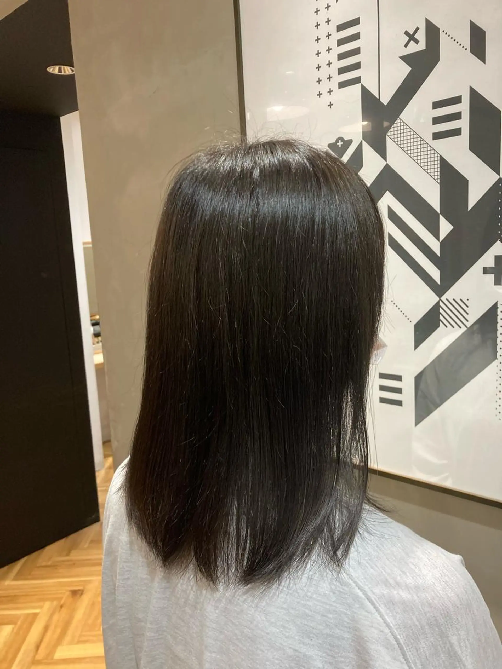 カラー 小林 駿介のヘアスタイル