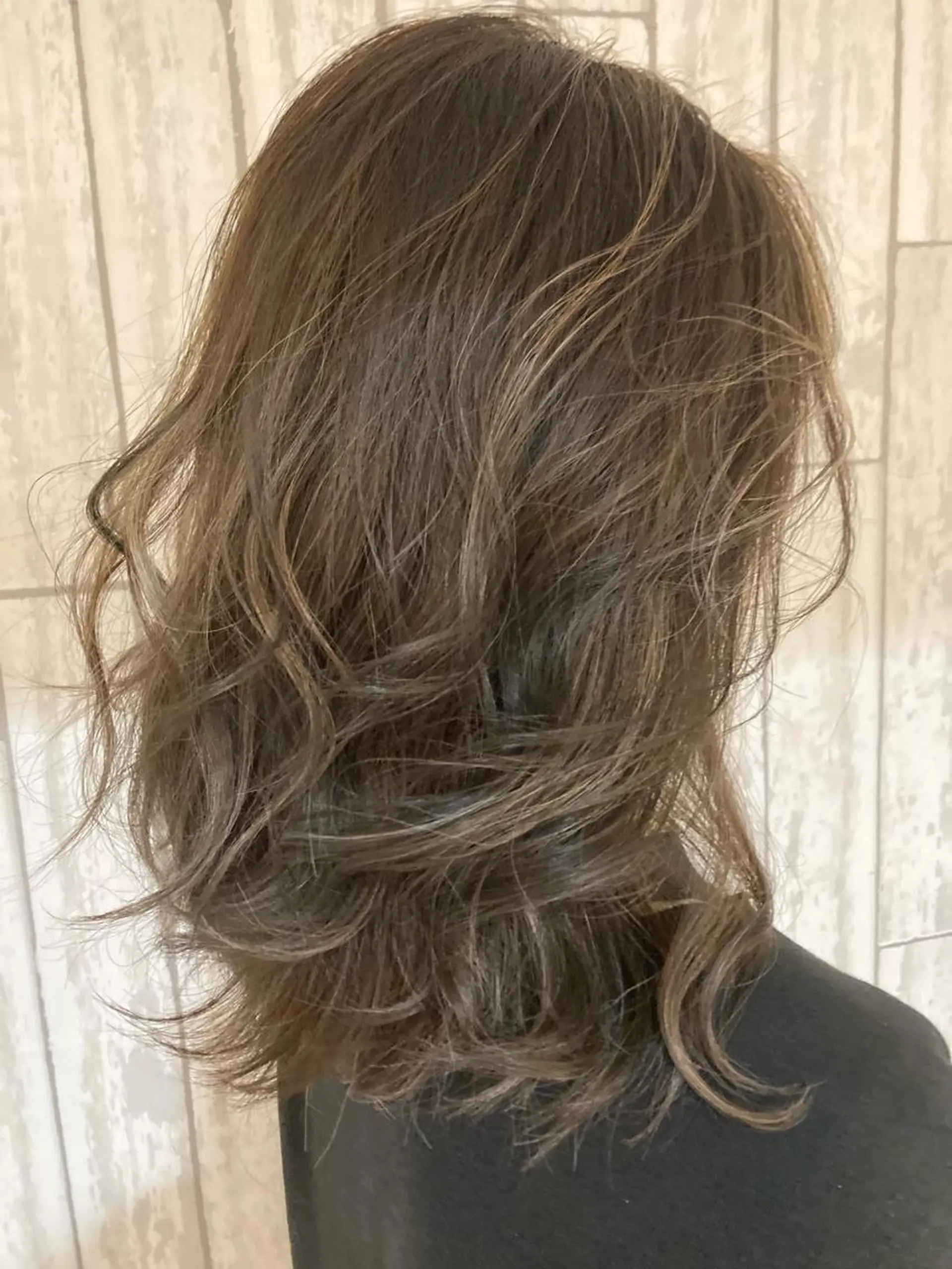 セミロング カラー ハイライトカラー ハイライト 髪質改善/透明感 カラー/内藤有須加のヘアスタイル