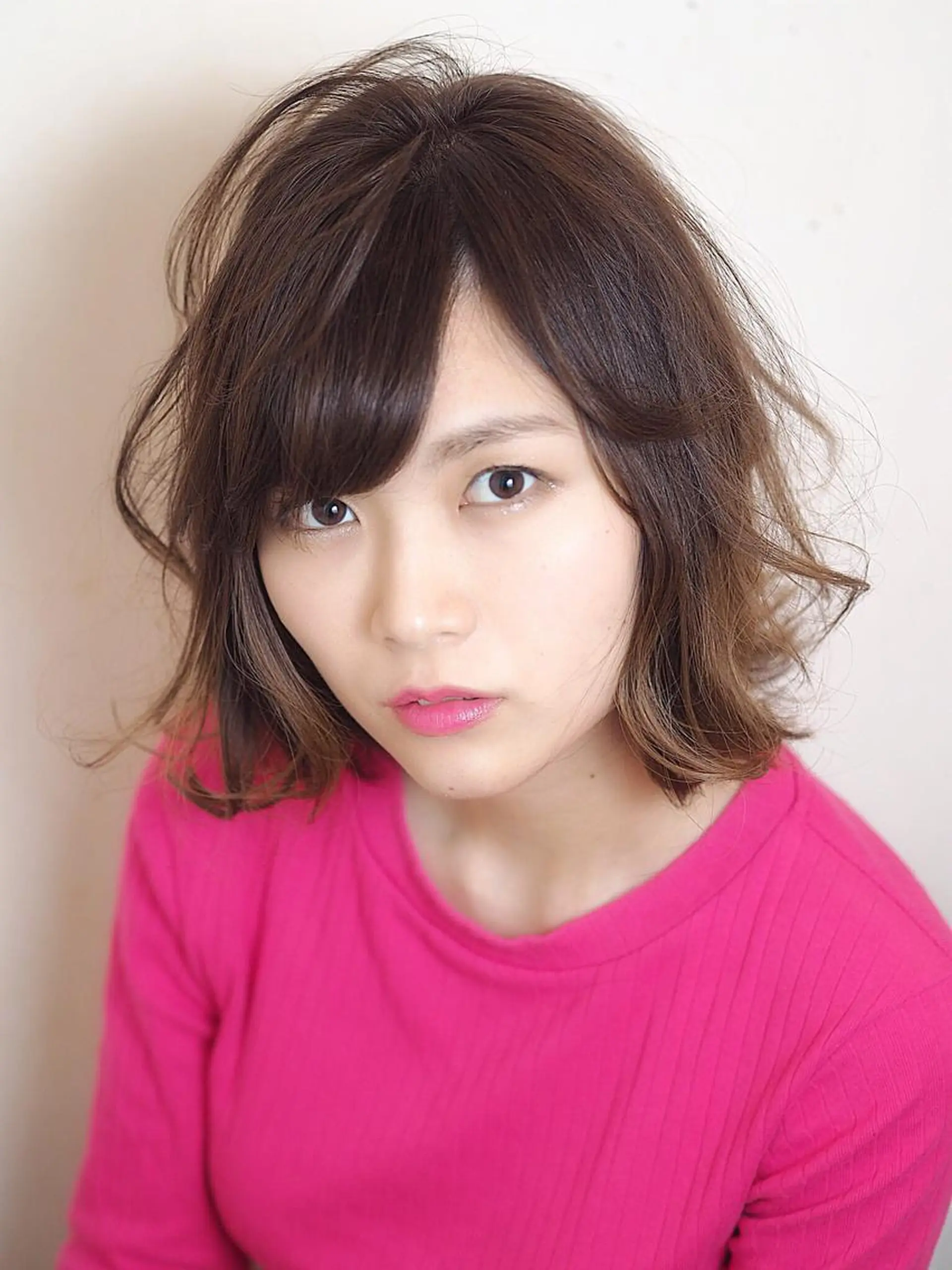 ショート カラー ヘアアレンジ ボブ 外ハネヘア GLOSSY所属・坂本 直樹のヘアスタイル