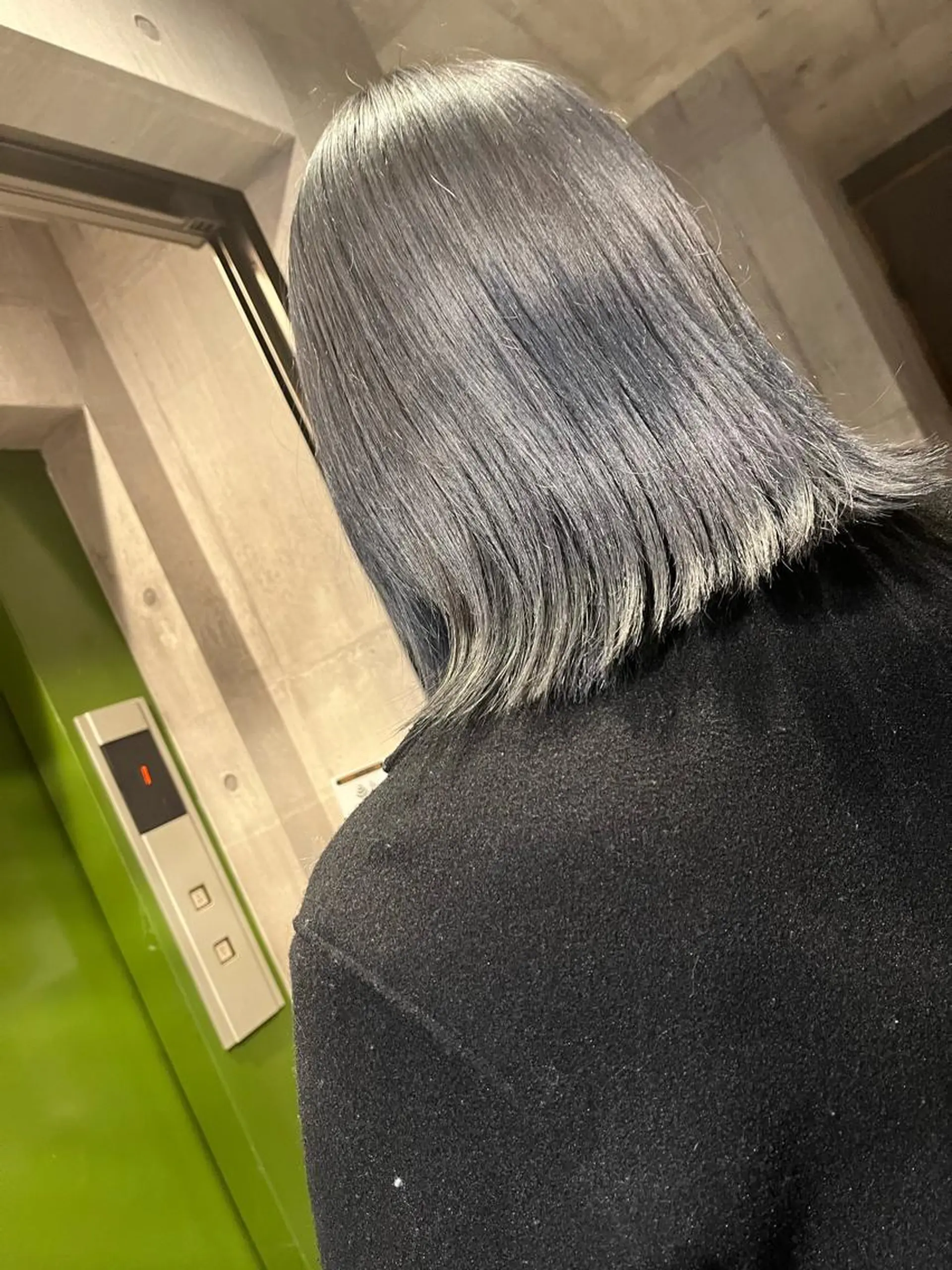 ミディアム カラー ブルーカラー ブルーグレー 🎀髪質改善 そら🎀のヘアスタイル