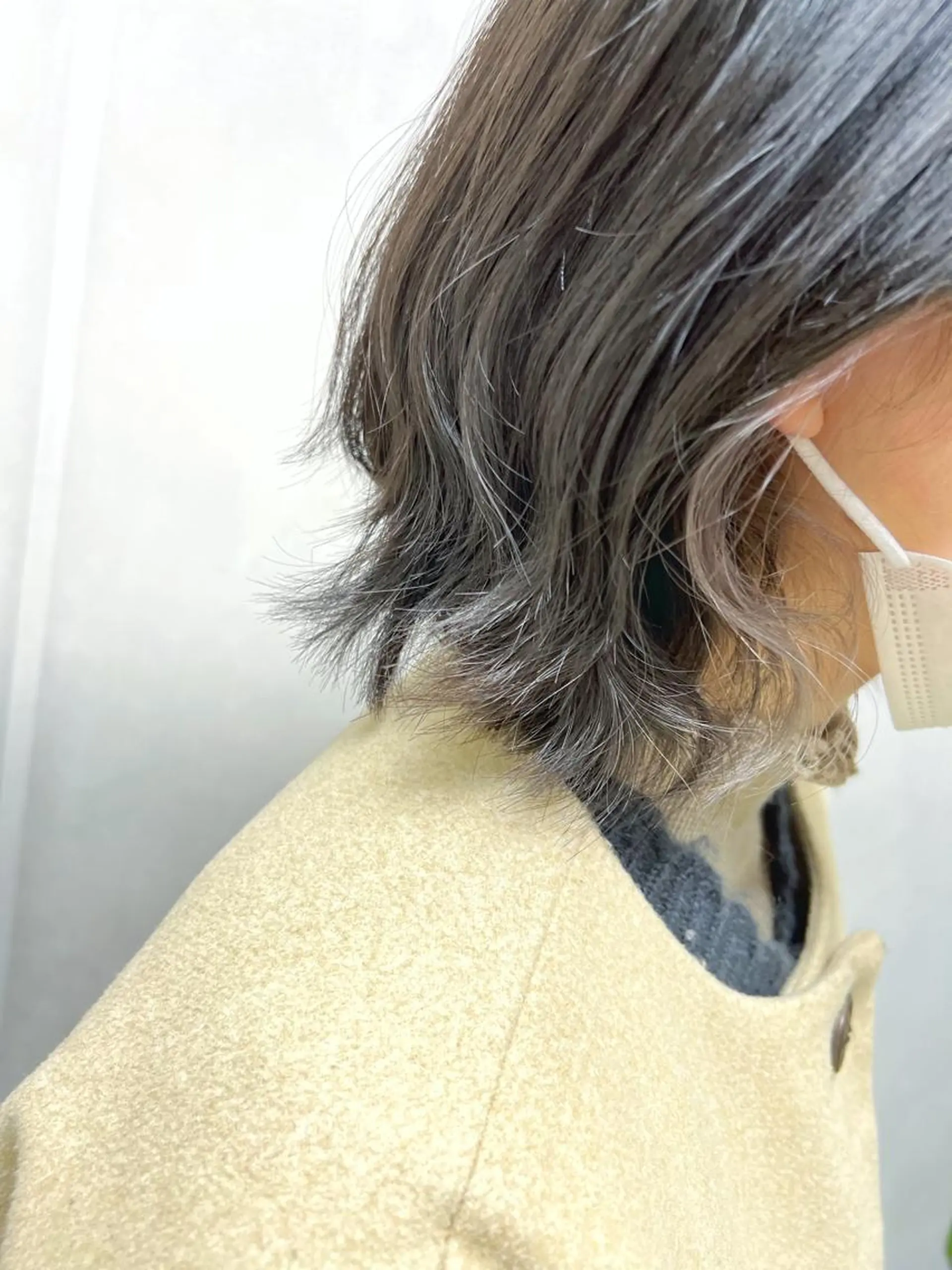 ミディアム カラー イヤリングカラー 🦋.*˚オタク美容 師アキバノノカ🦋のヘアスタイル