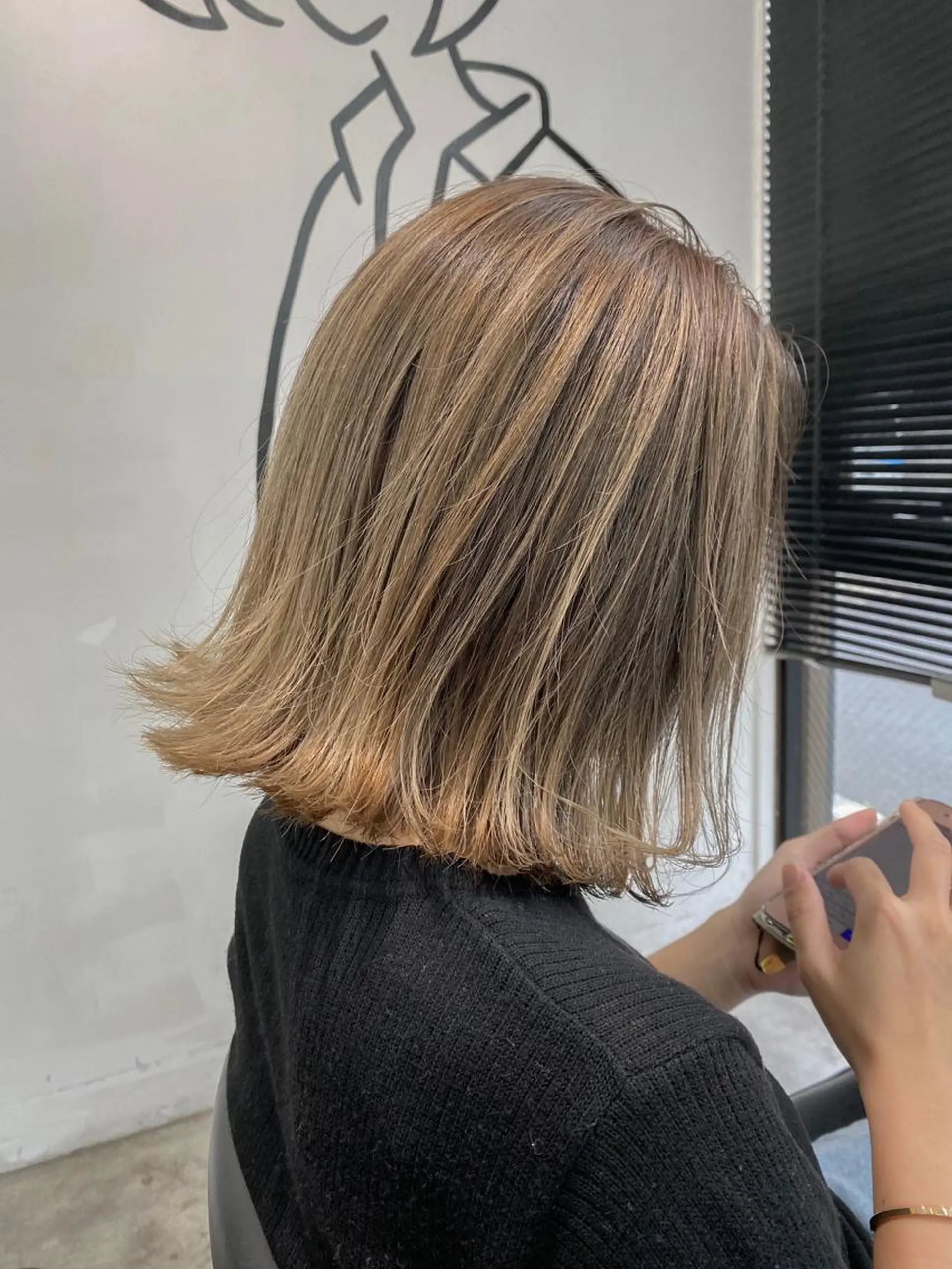 ミディアム カラー バレイヤージュ ダブルカラー 外国人風カラー レイヤーカット カット ヘアカラー トリートメント 海外デザイン🇺🇸 石渡諒太のヘアスタイル