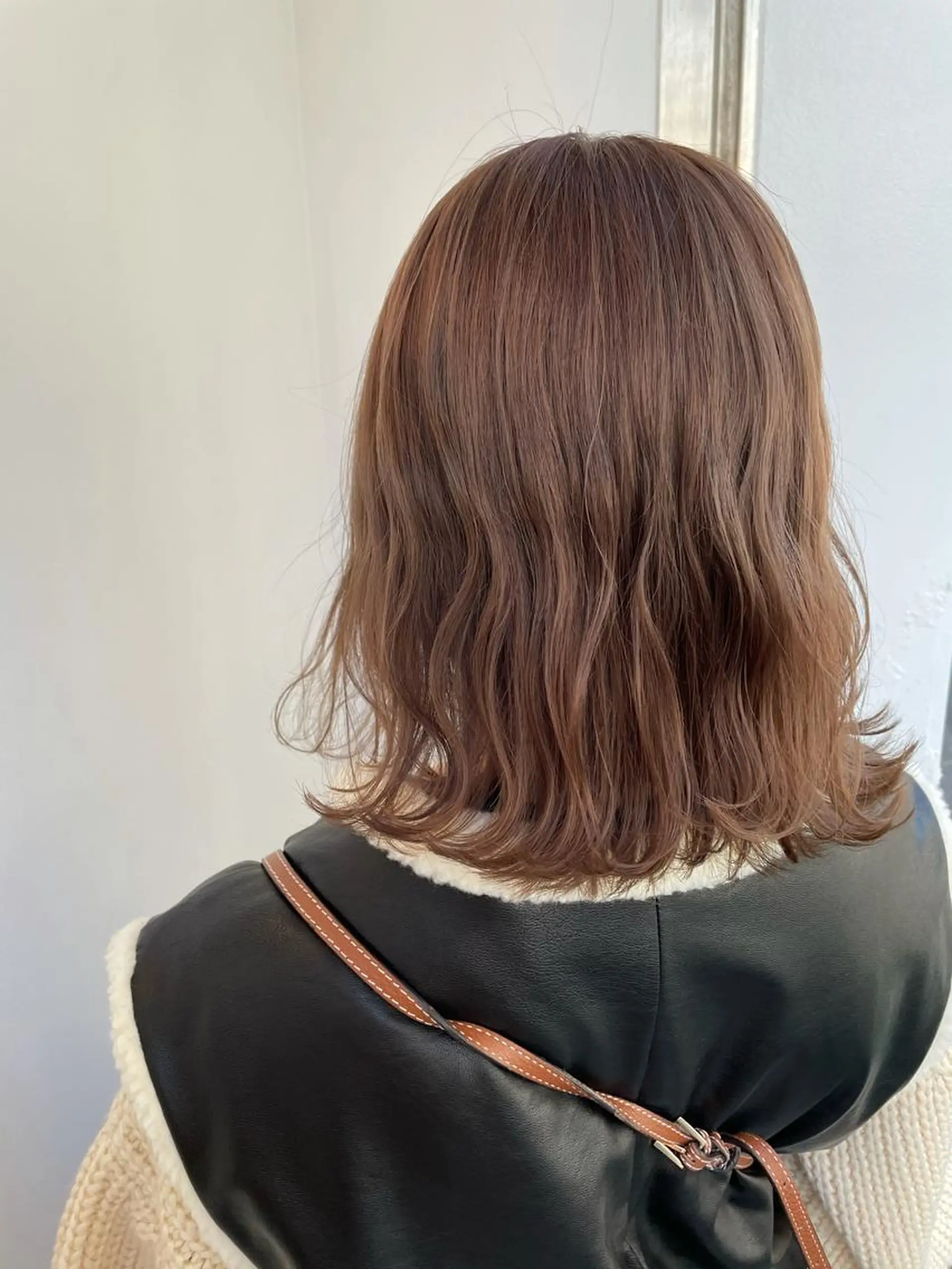 ミディアム カラー ベージュカラー ブラウンカラー ブラウンベージュ ボブ 伸ばしかけ ヘアカラー 中目黒🌼 🌼ハナのヘアスタイル