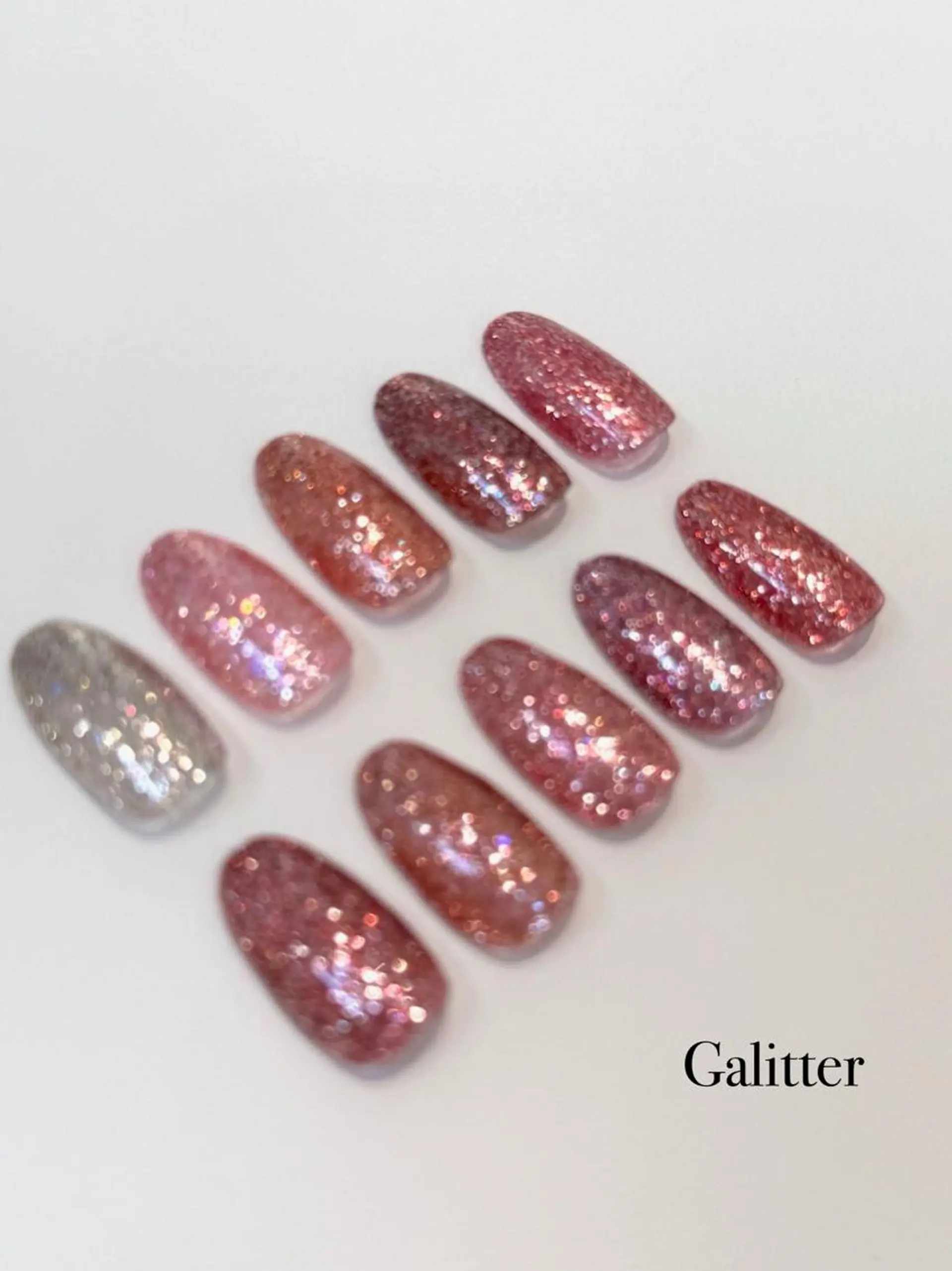 ネイル 【山岡】 ロイヤル•セラピストのネイルデザイン