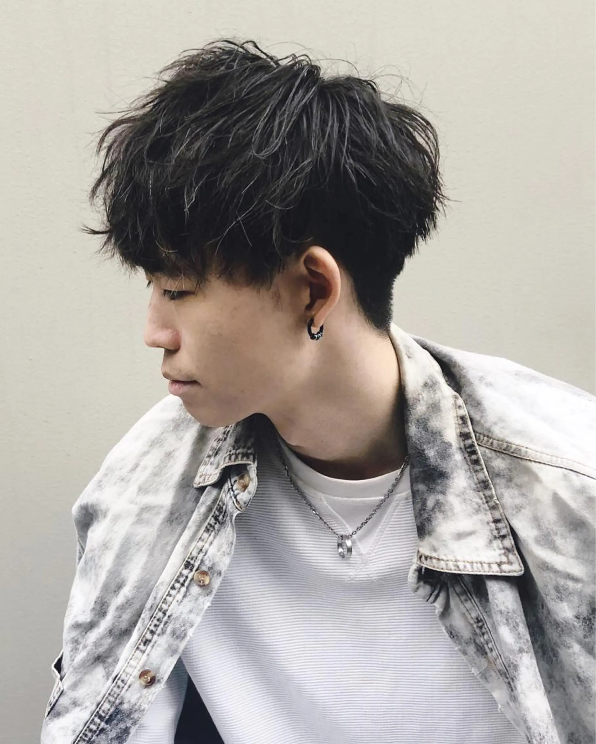 ショート パーマ メンズ ケアブリーチ/ エクステ/レイヤーのヘアスタイル