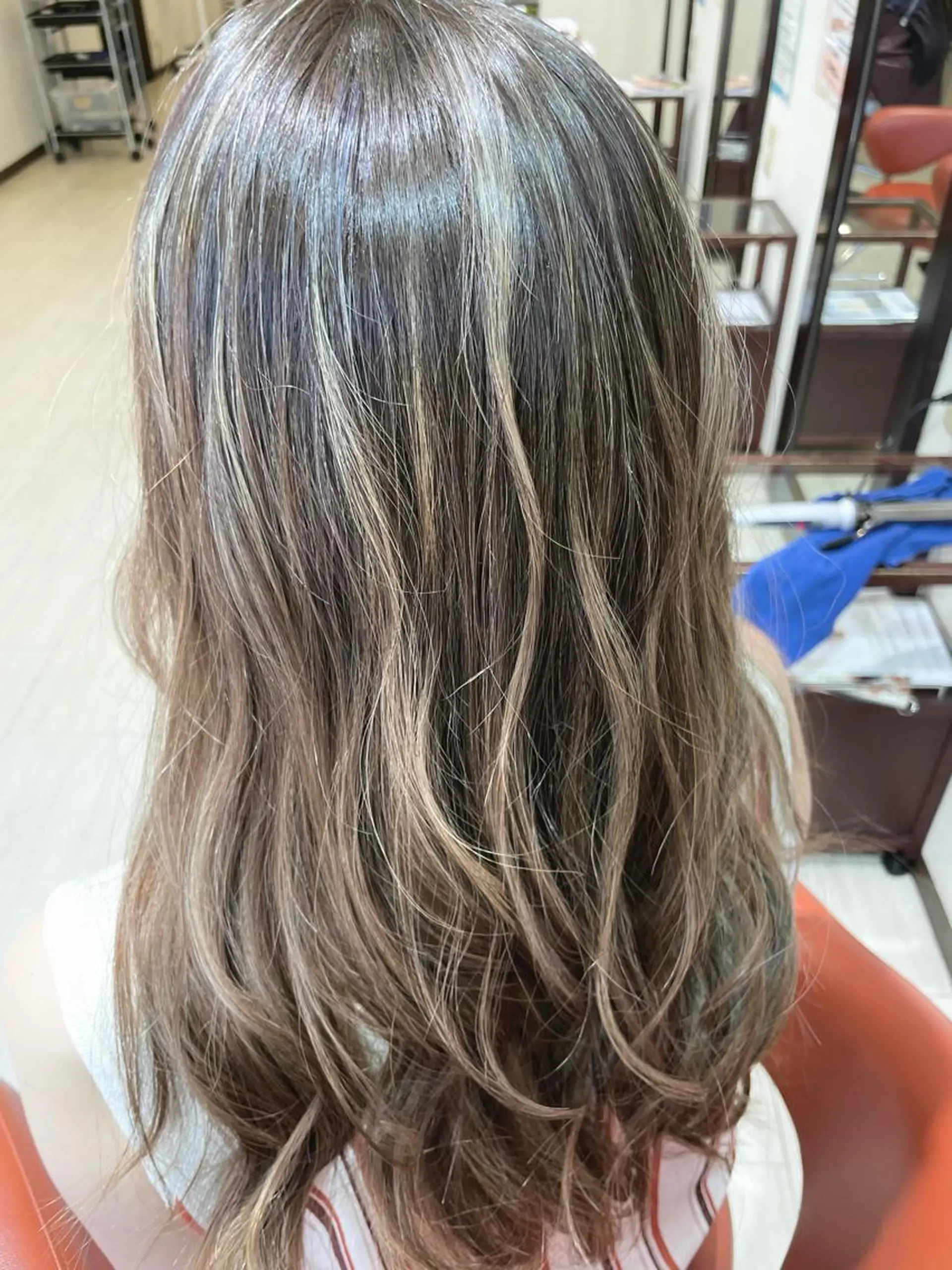 ロング ヘアカラー 🦋NAKAMURA 🦋のマツエク・マツパデザイン