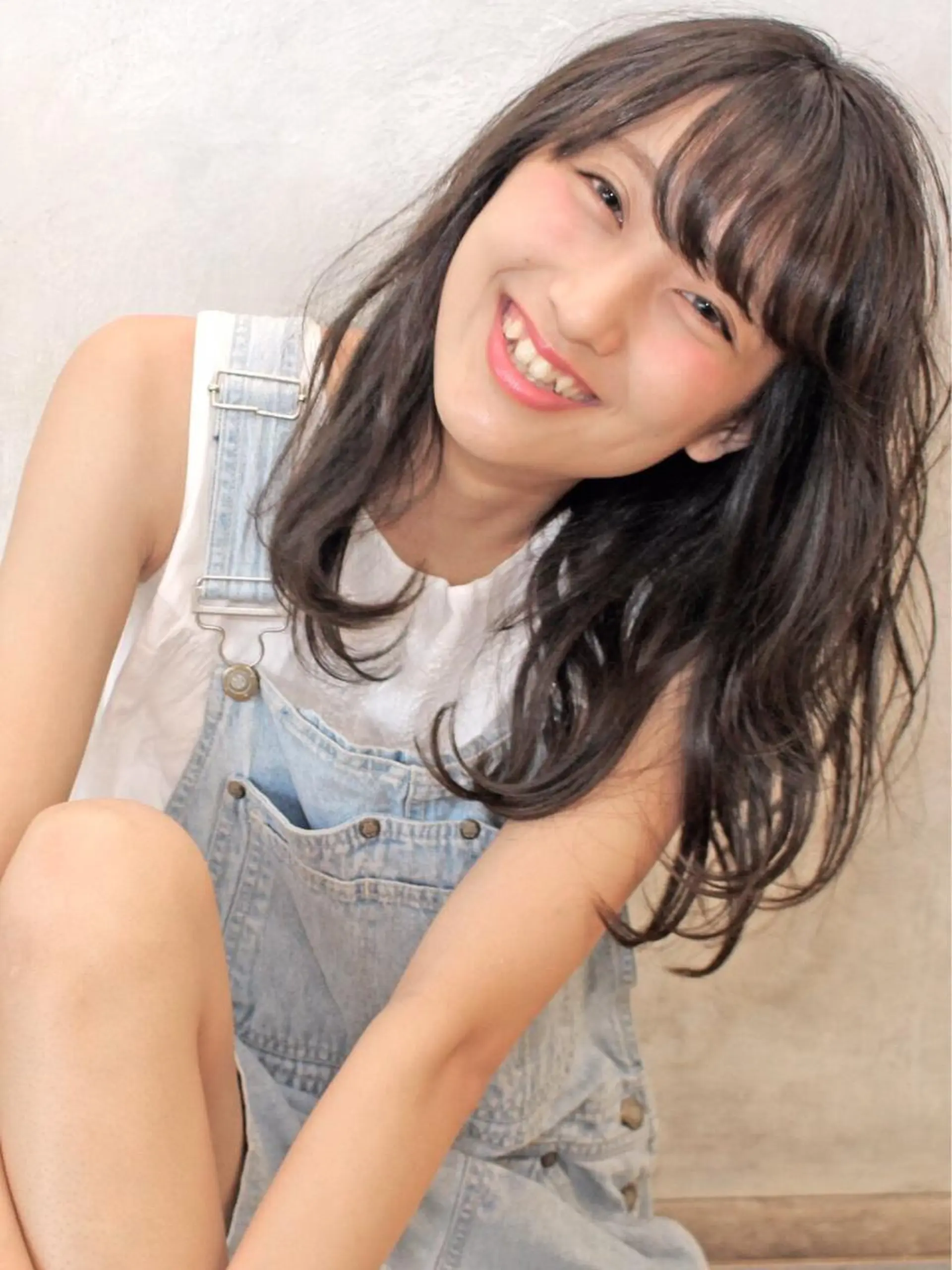 セミロング カラー アッシュ アッシュグレー アッシュグレージュ グレージュ MUUK share salon所属・飯嶋 彩奈のヘアスタイル