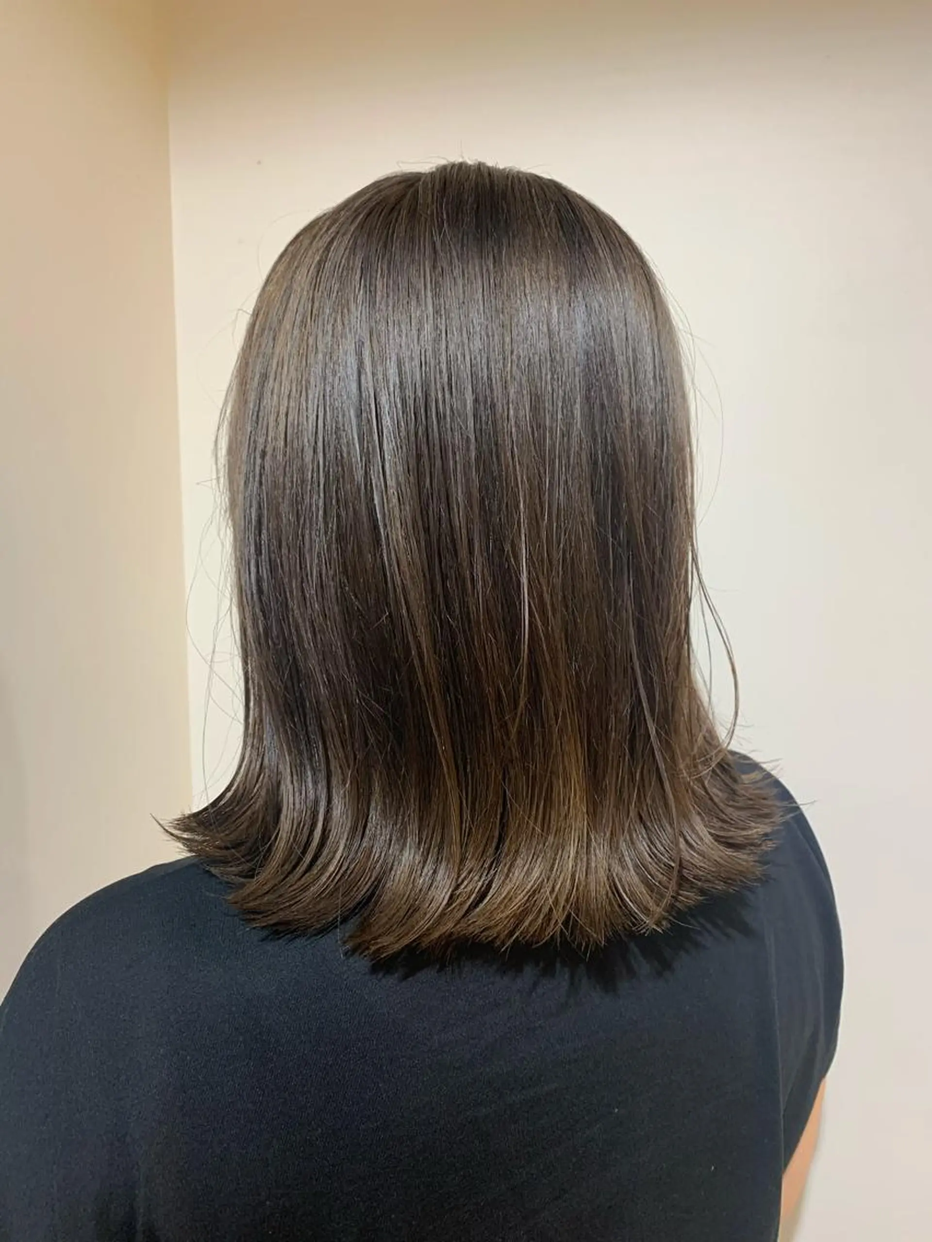 ミディアム ハイライト✖️ 暗髪🤎Nahoのヘアスタイル