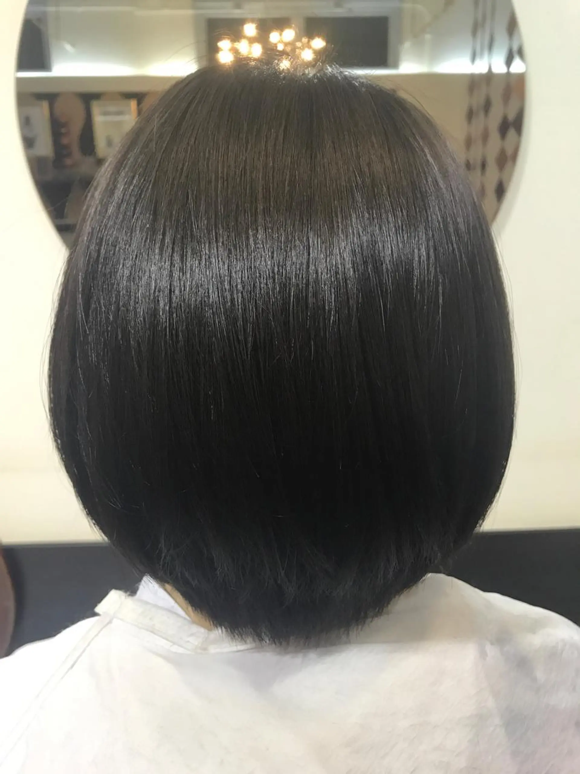 ショート カラー アッシュ アッシュグレー 透明感カラー VENI VIDI VICI所属・河原 卓司のヘアスタイル