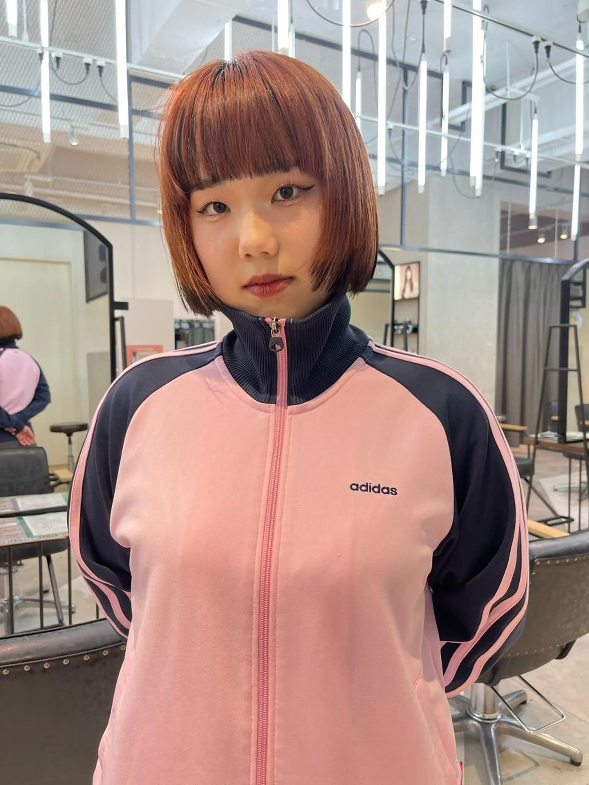 ショート カラー カット ヘアカラー トリートメント zestKalon 🔗IBUのヘアスタイル