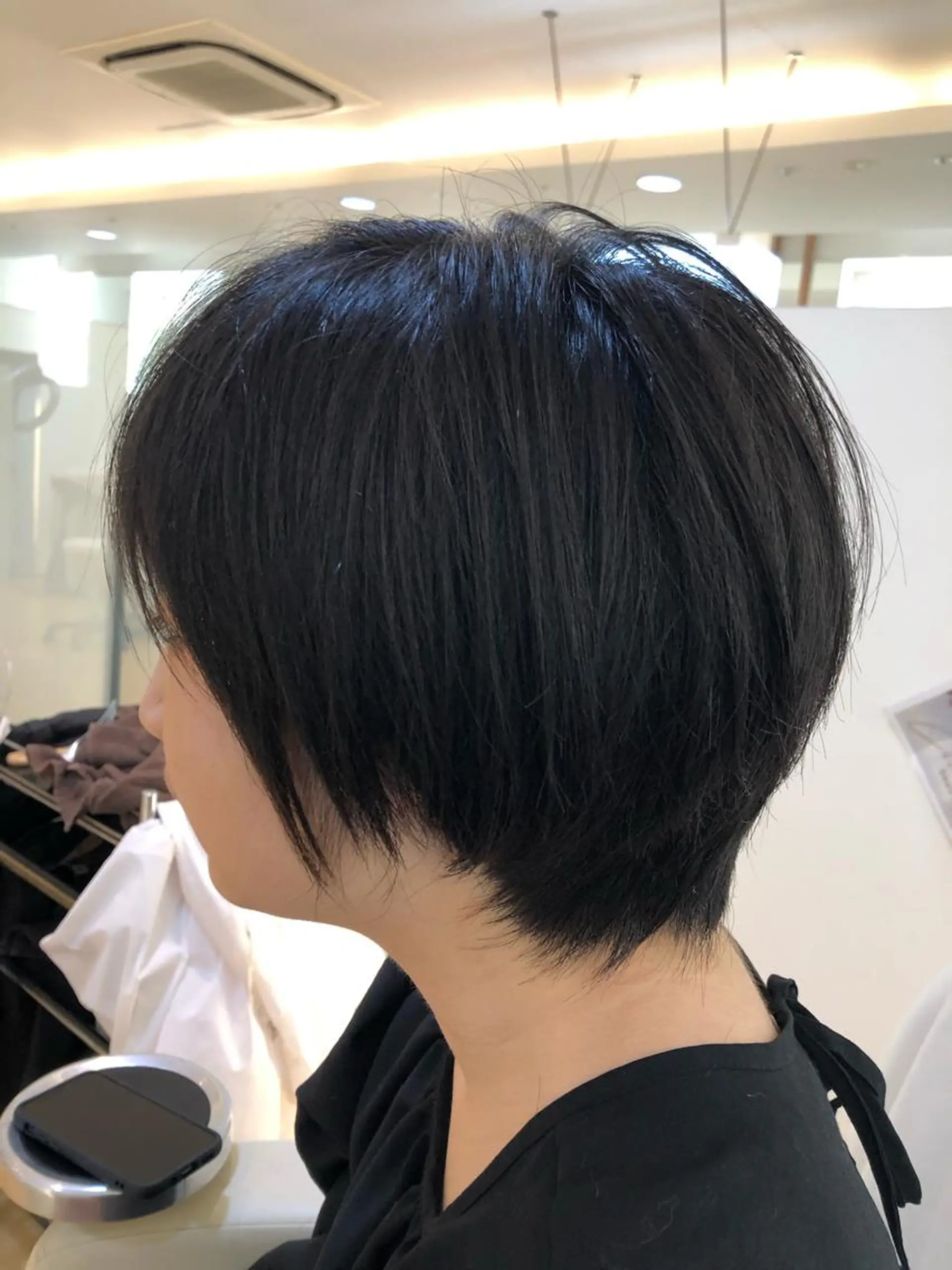 ショート ショートボブ ボブレイヤー ボブ レイヤーカット ショートヘア 山岡 徹也のヘアスタイル