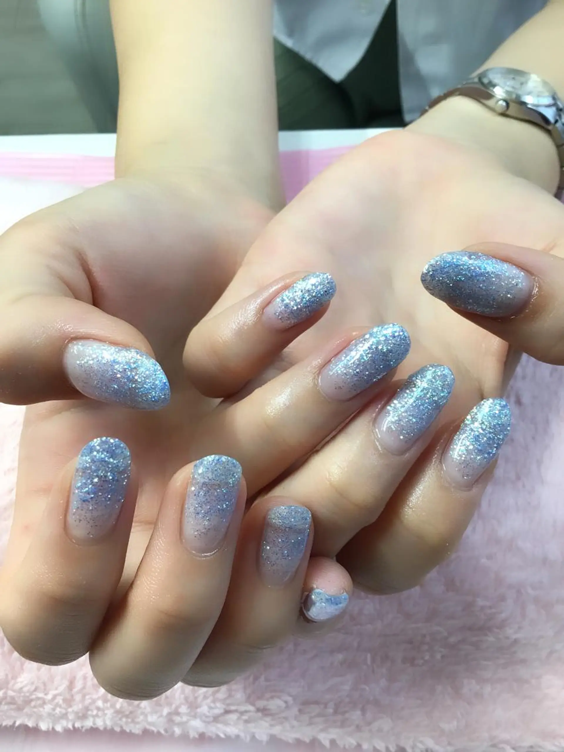 ネイル e.nail所属・和賀井 恵理のネイルデザイン