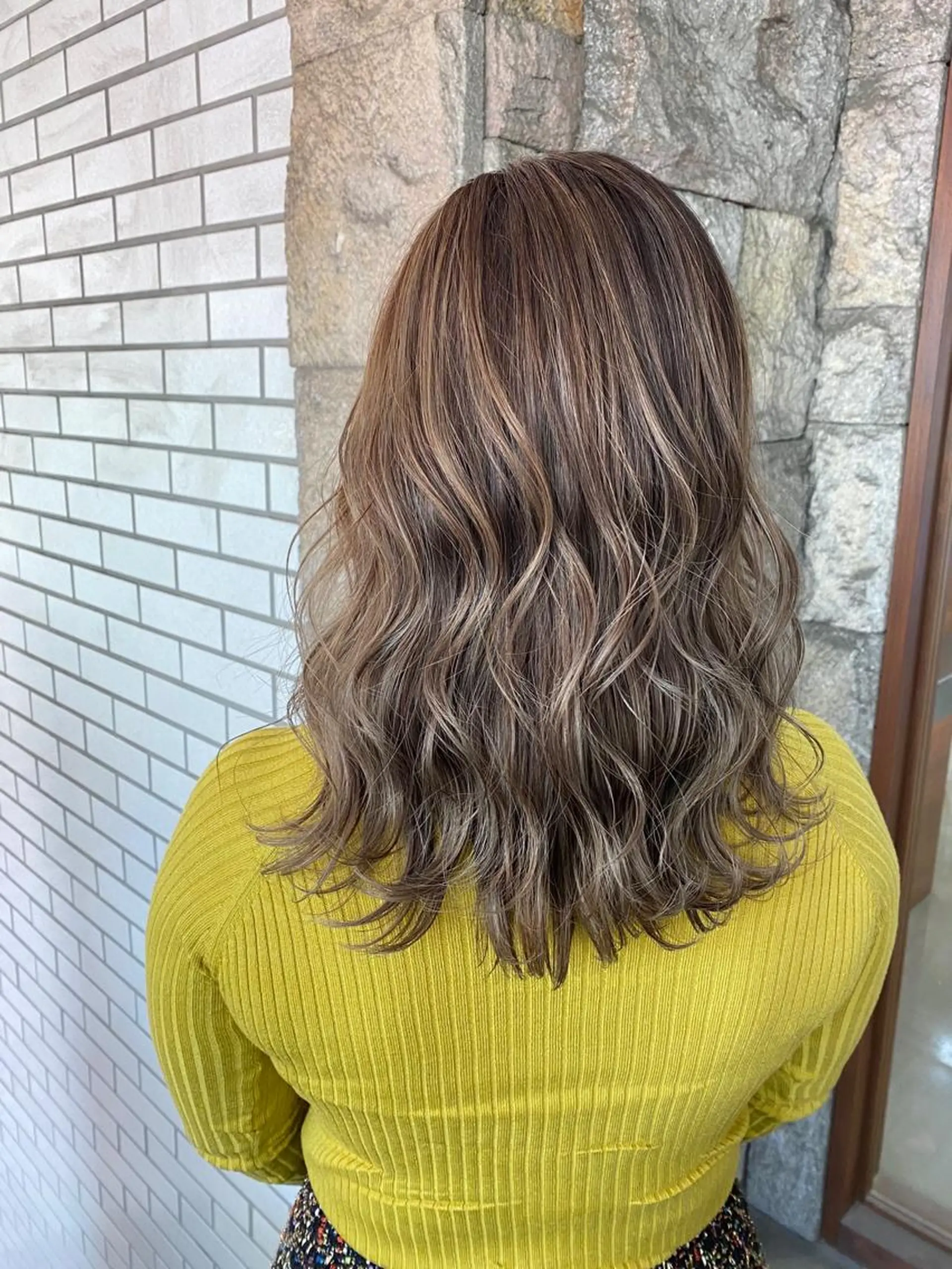 セミロング カラー 萩原 凌✄﻿のヘアスタイル