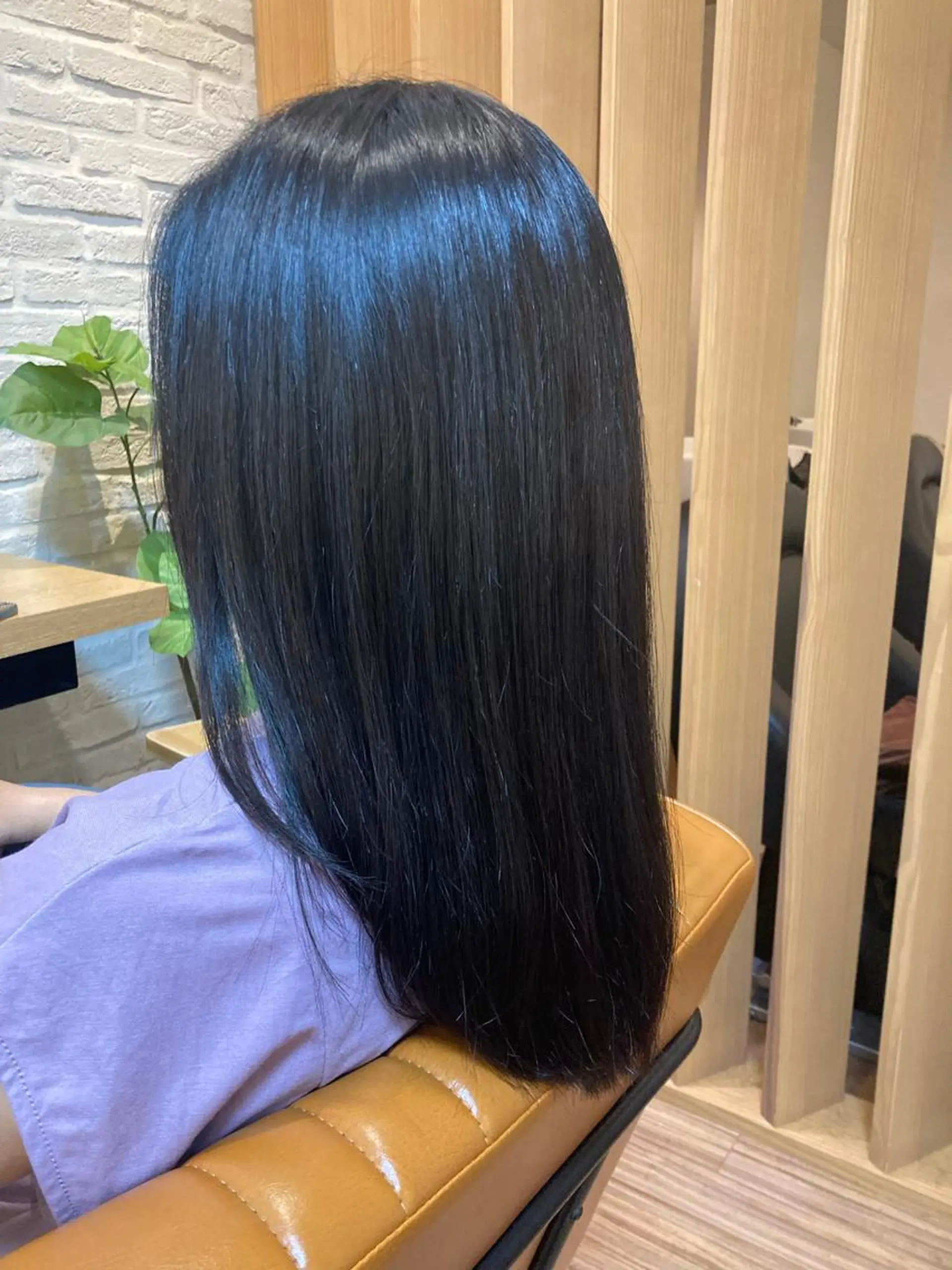 カラー glam ミサキのヘアスタイル