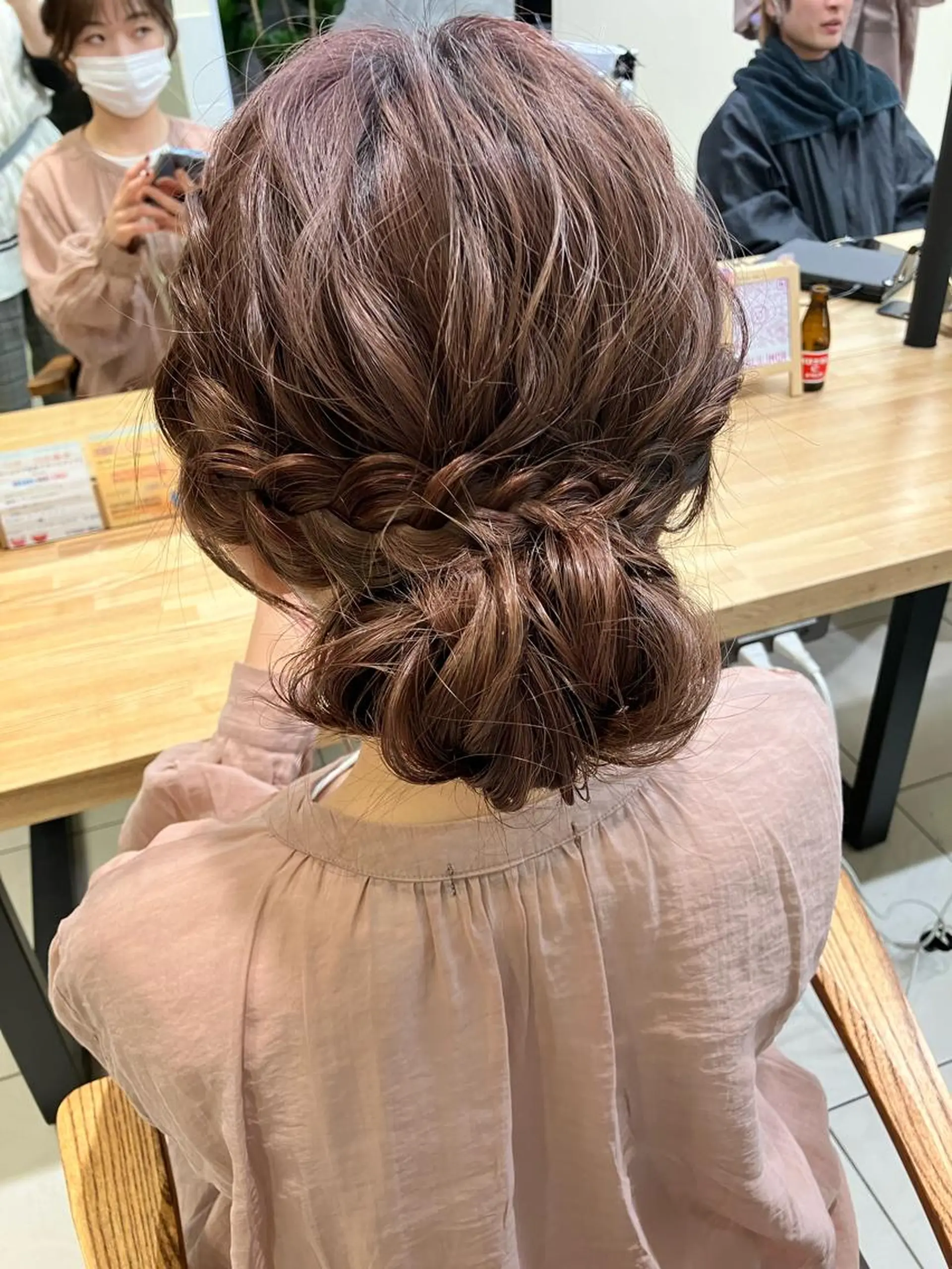 ヘアアレンジ 🦔Laulu 菅原綾乃のヘアスタイル