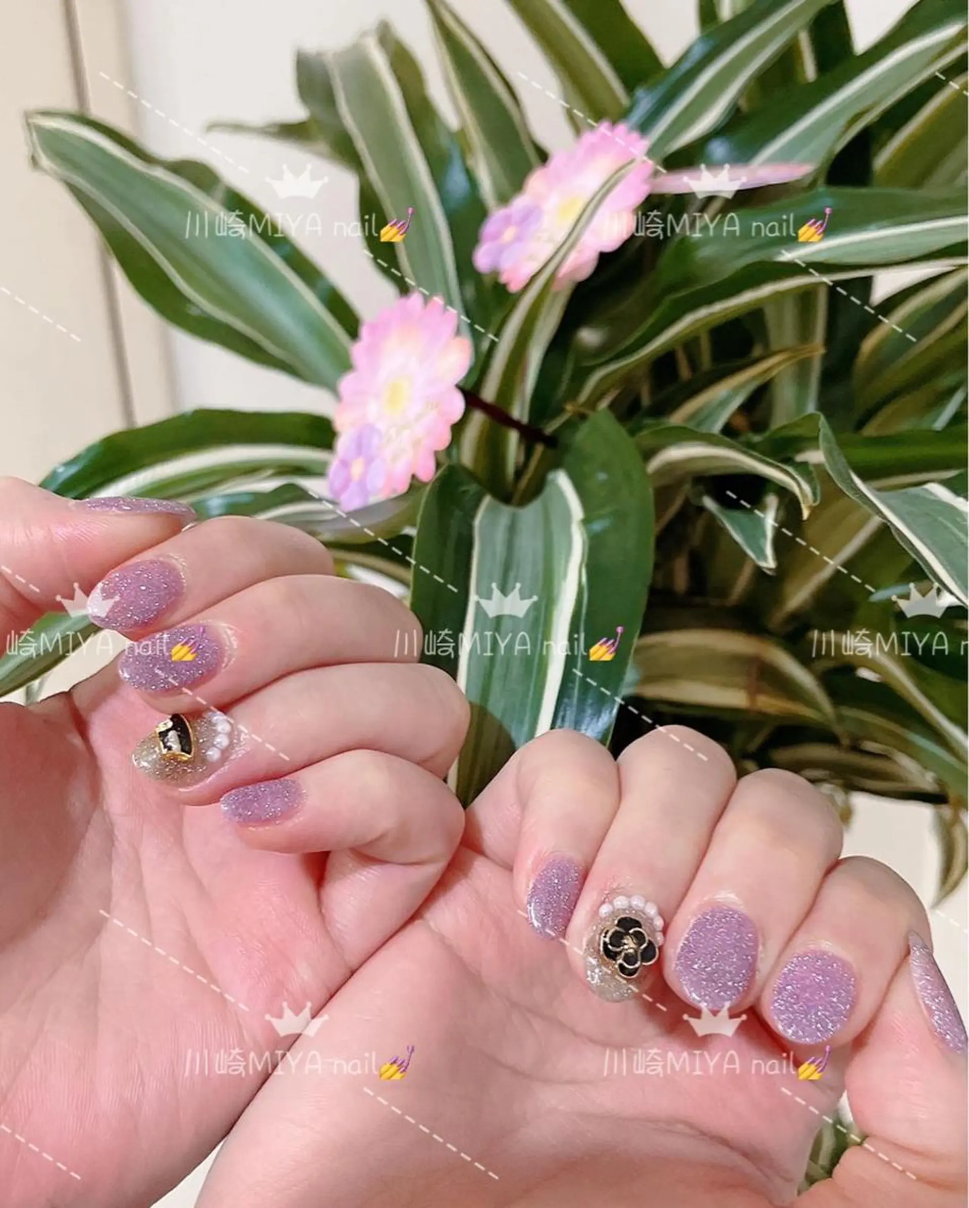 ショート ハンドネイル ハンドケア 💜MIYA nail川崎店のネイルデザイン