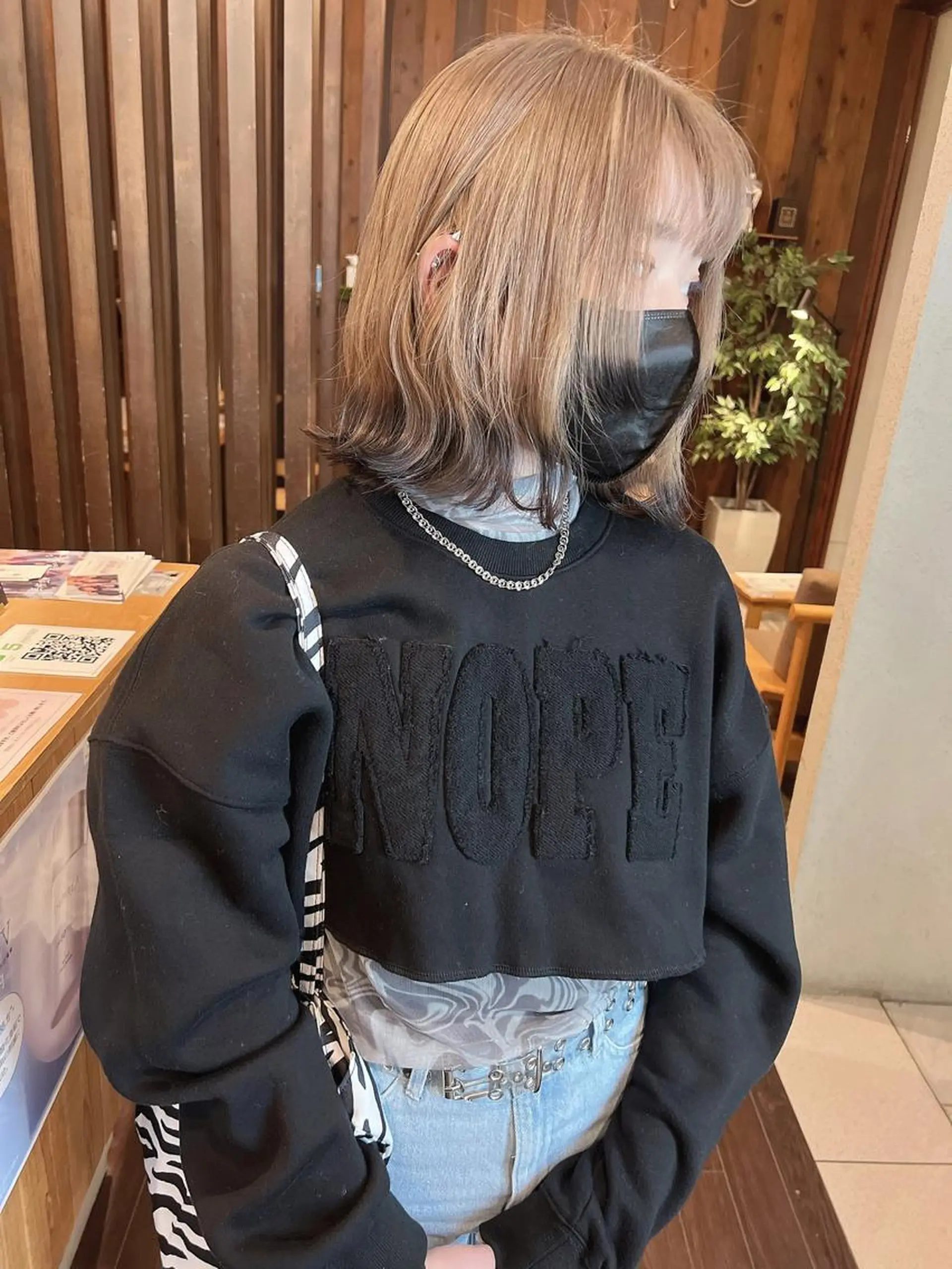 ミディアム カラー 黒髪 ヘアカラー 具志 正太のヘアスタイル