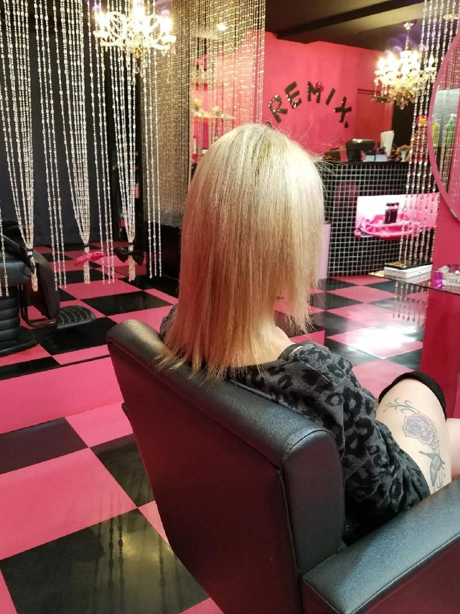 セミロング カラー ブリーチ ダブルカラー REMIX　by　  Love　hairのヘアスタイル