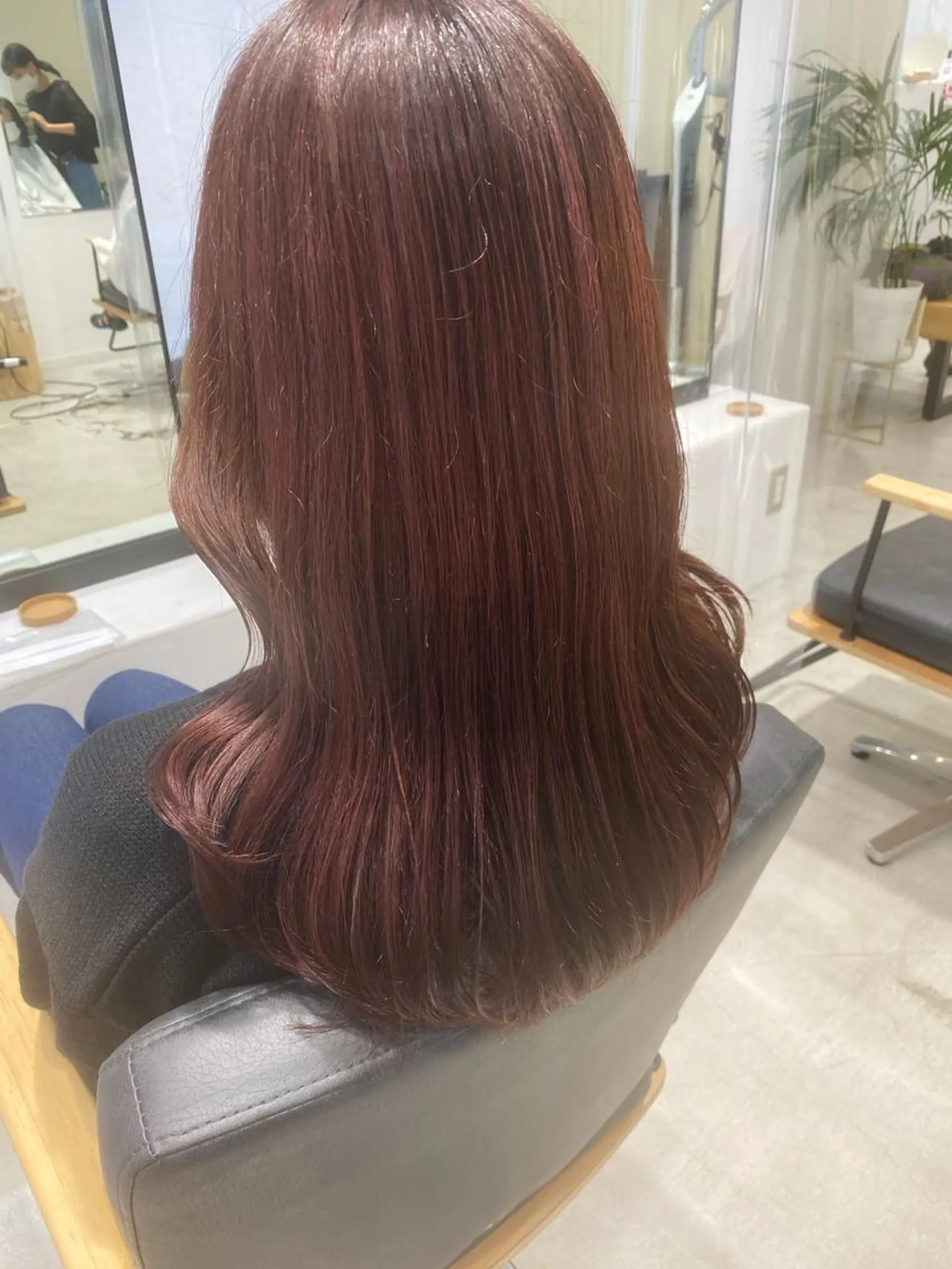 ロング ハイライト カット ヘアカラー トリートメント 艶カラー/韓国風ヘア 🩵shioneのヘアスタイル