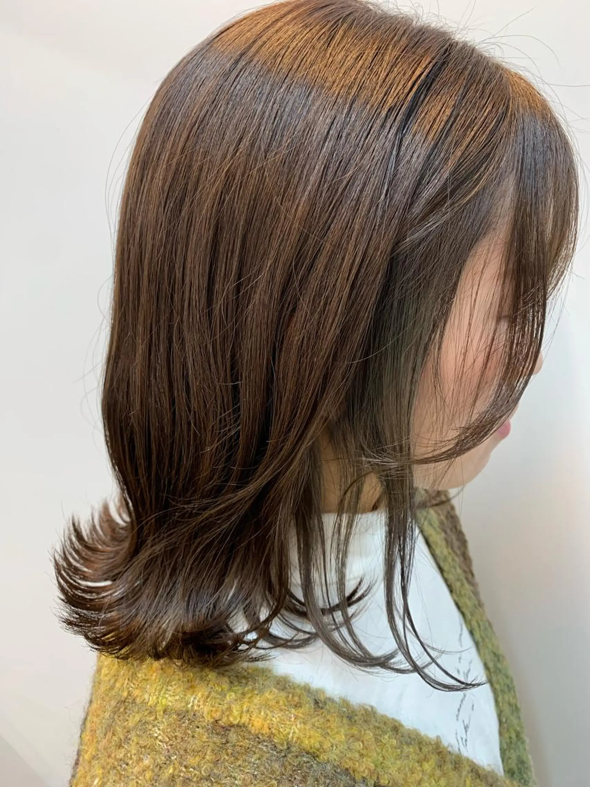 ミディアム 金丸 理子のヘアスタイル