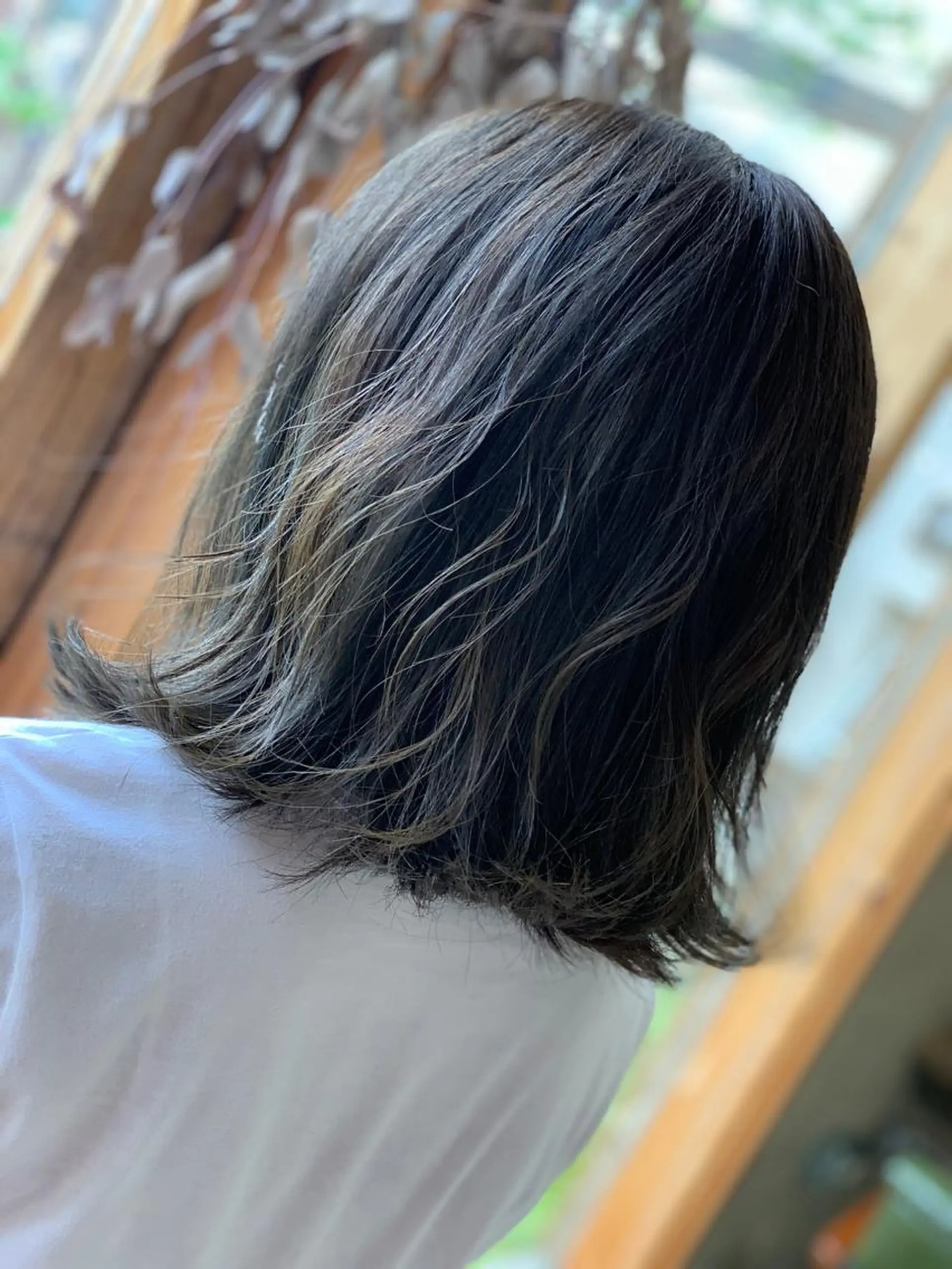 ミディアム カラー アッシュ Minako 【Charmant】のネイルデザイン