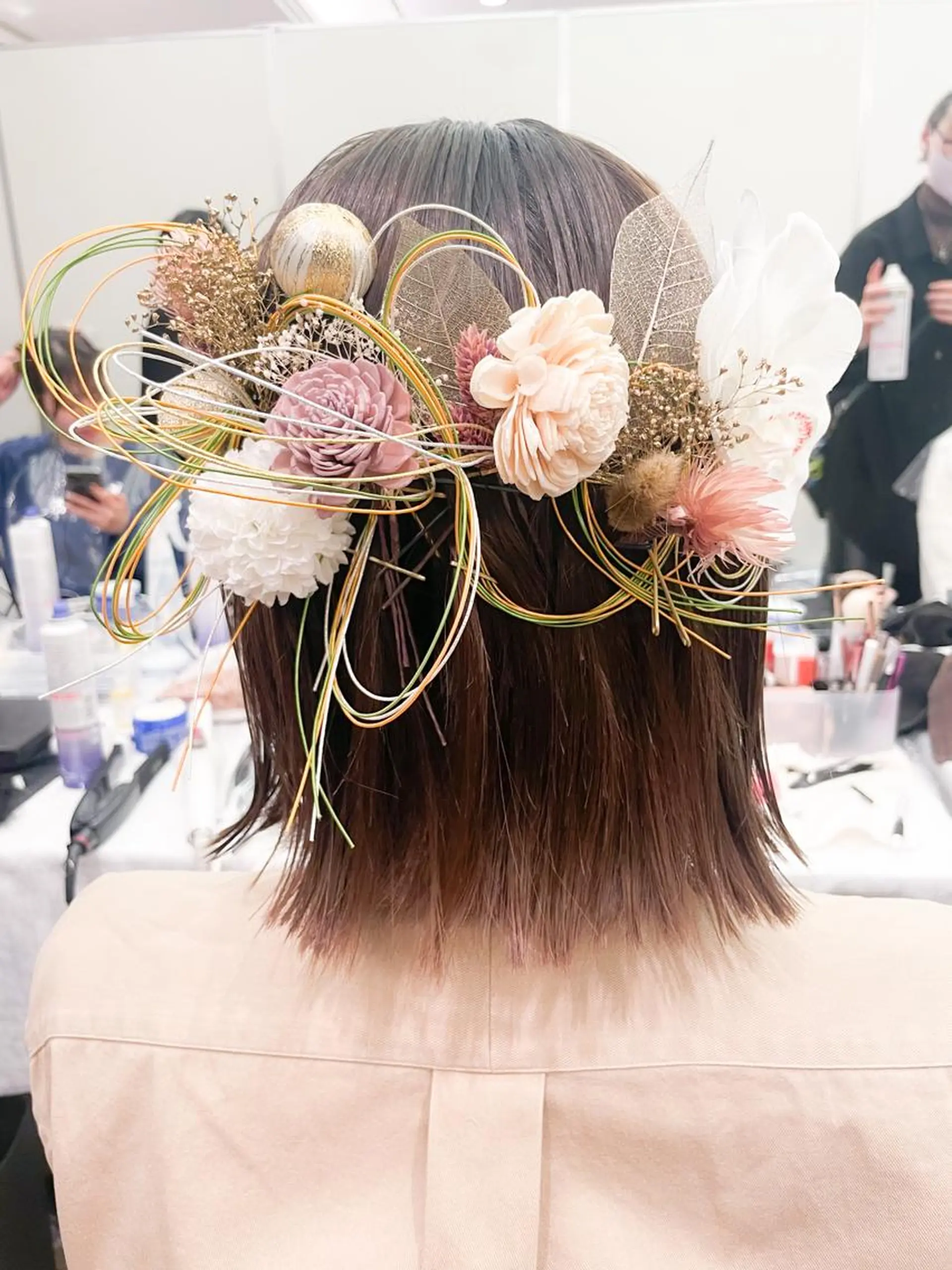 ミディアム カラー ボブ 卒業式のヘアスタイル ✨カラー支持No.1 🧸ワキ カナコ🧸のヘアスタイル