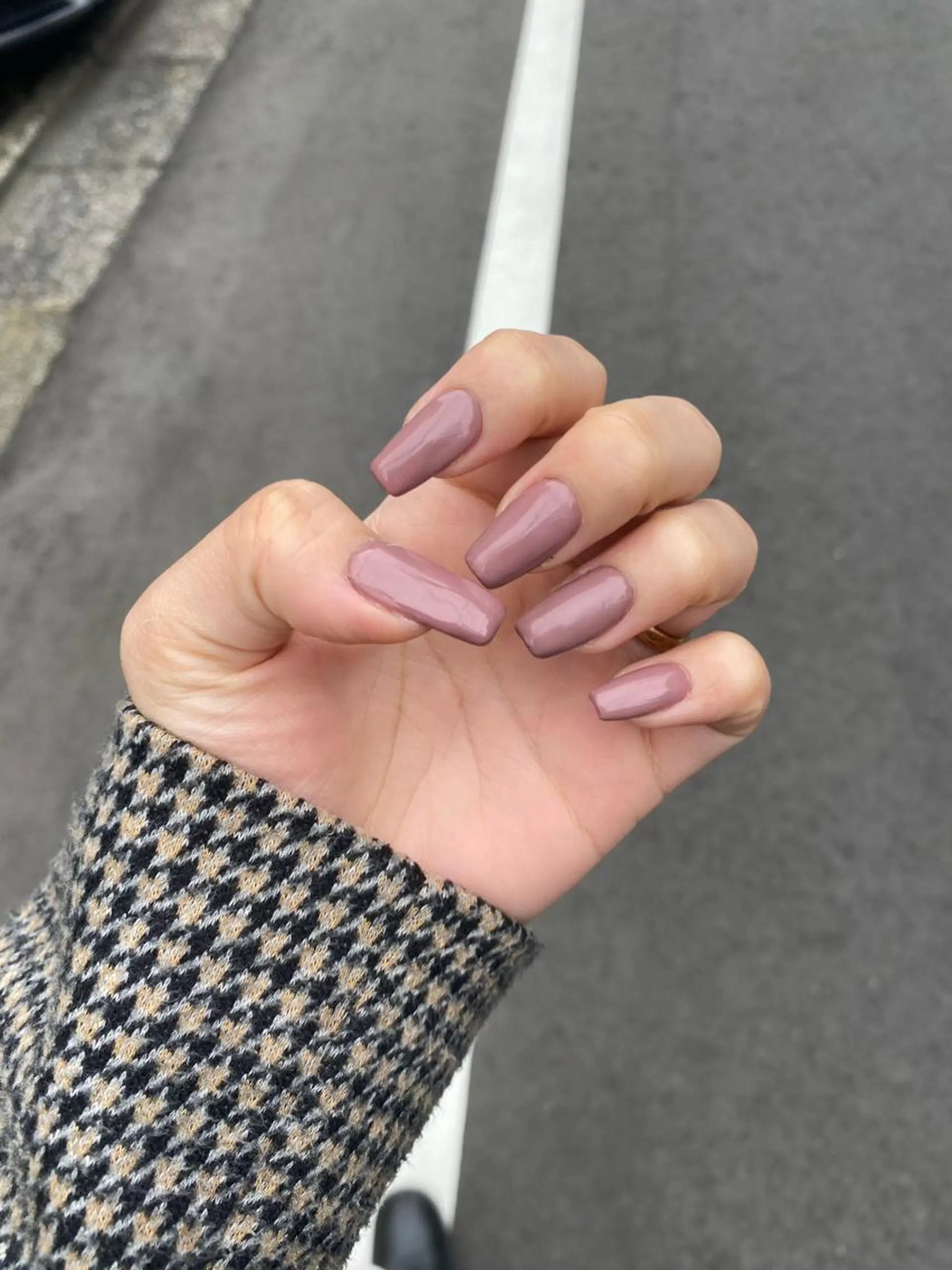 ネイル ハンドネイル Amber21.所属・Nagahama Akariのネイルデザイン