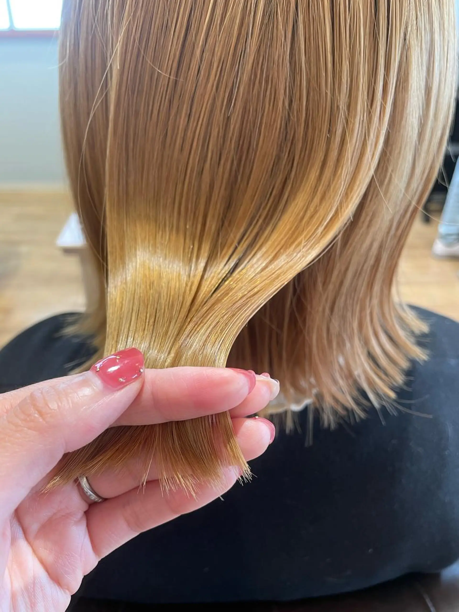 ミディアム 髪質改善 縮毛矯正 トリートメント 片倉 由湖のヘアスタイル