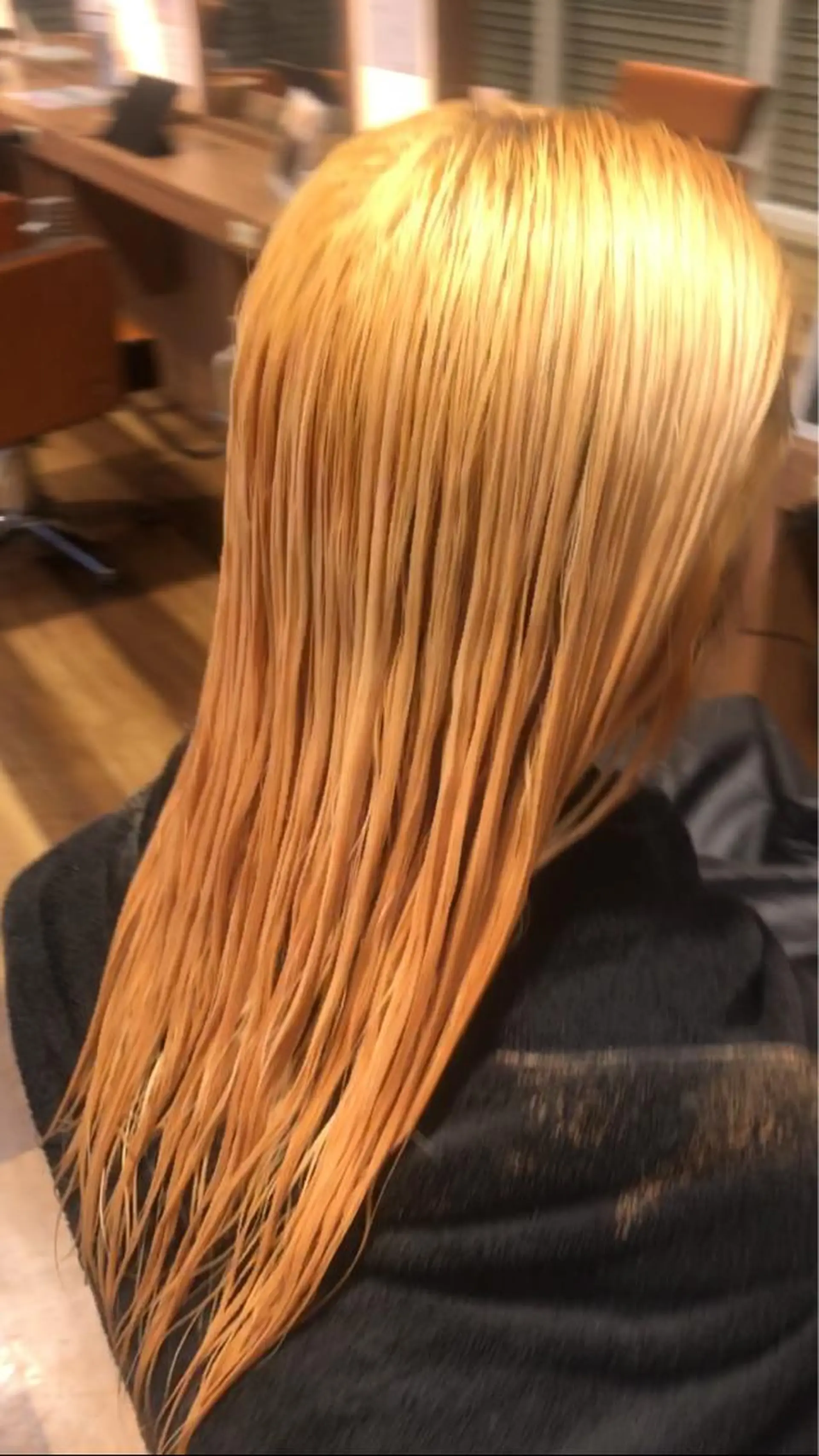 ロング カラー SEA BELLE YASUのヘアスタイル