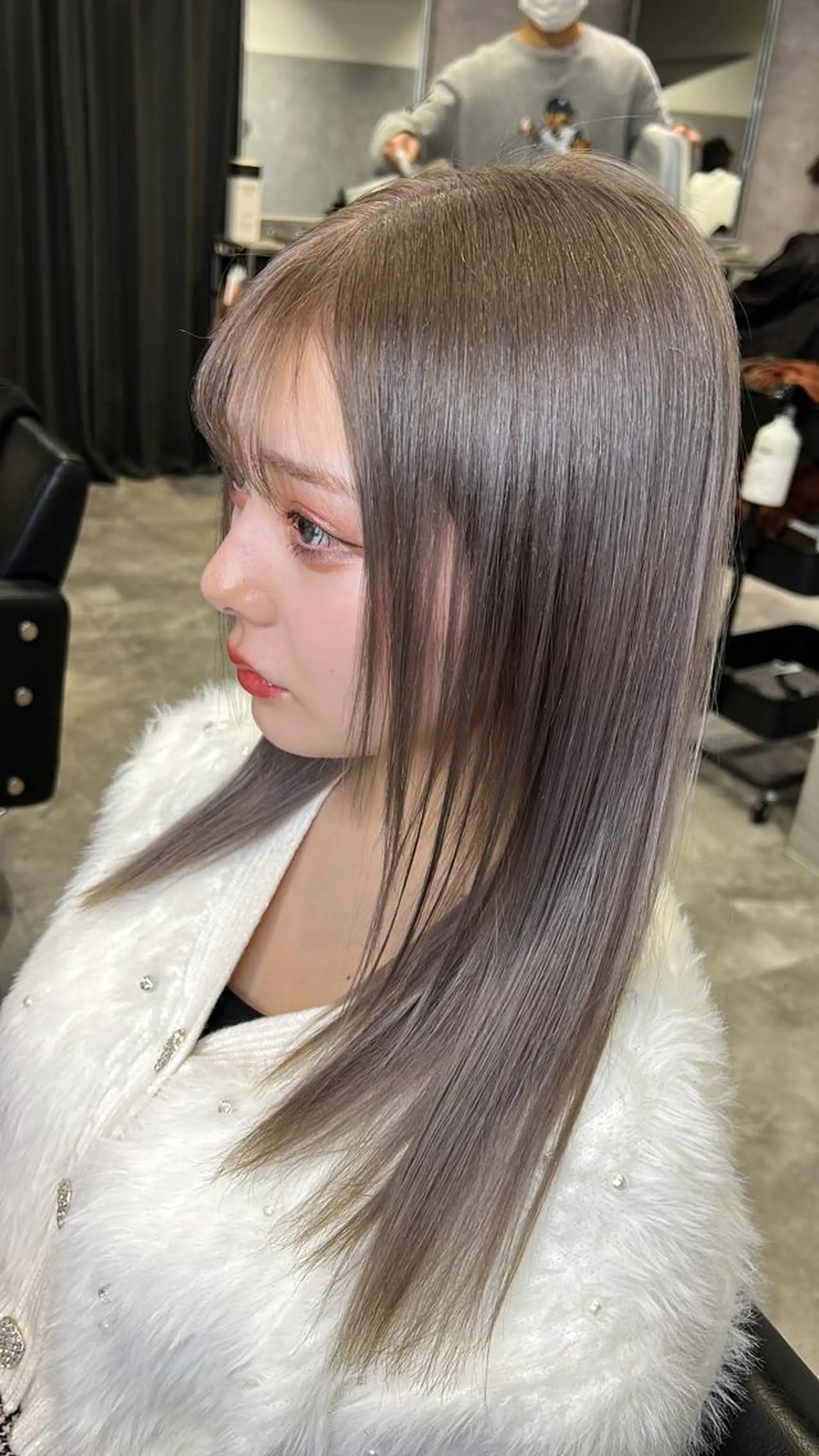 ミディアム カラー mimiiy梅田 中崎町ハイトーンのヘアスタイル